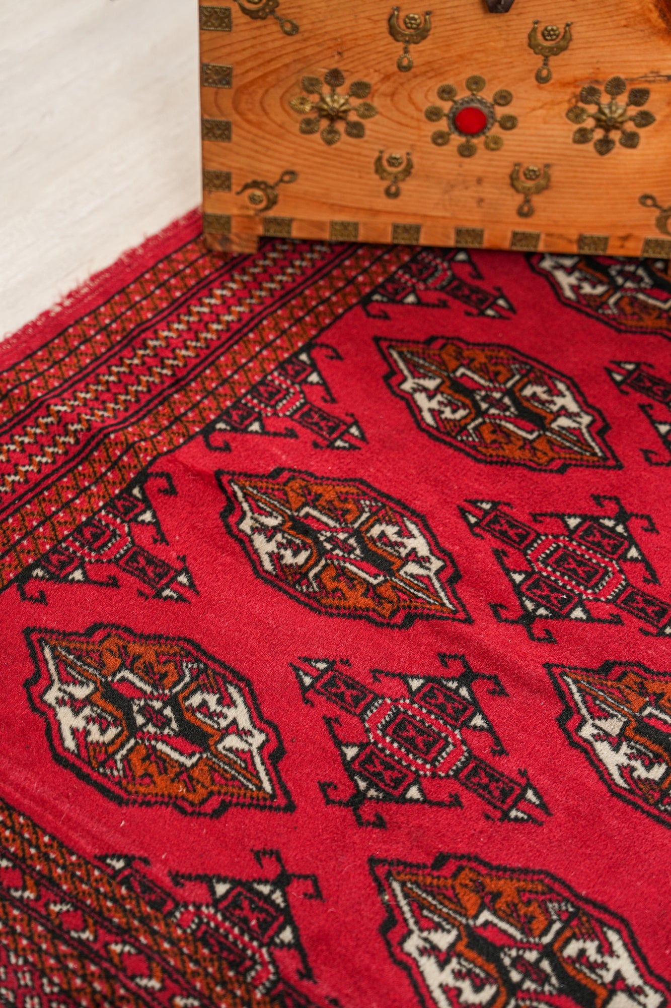 Vintage Turkmen Tekke Rug 6' x 4'1"