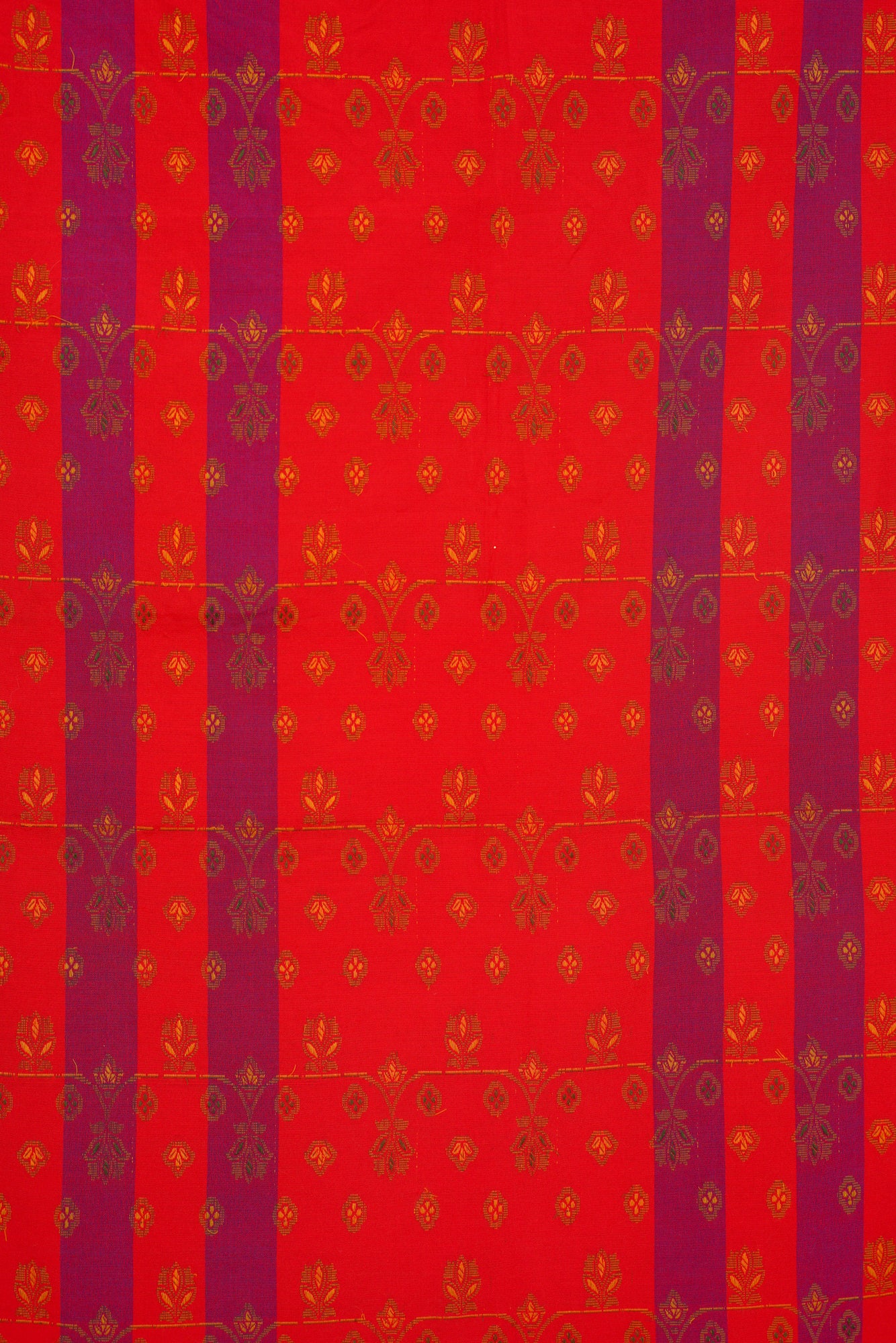 Vintage Indian Jamawar Silk Shawl textile 7'10" x 3'2"
