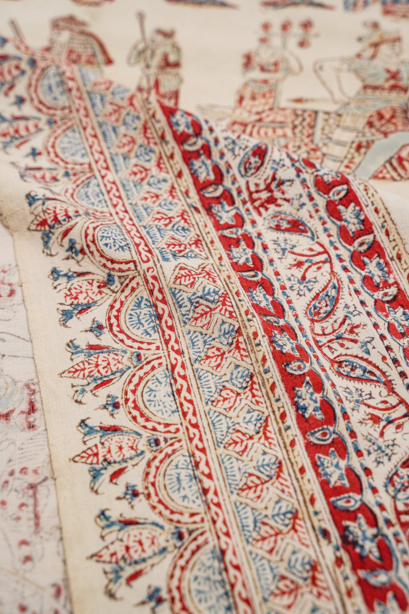 Simurgh 8'7" x 4'3" (Kalamkari)