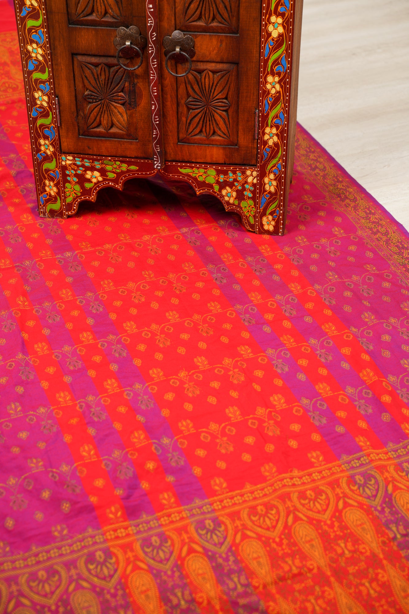 Vintage Indian Jamawar Silk Shawl textile 7'10" x 3'2"