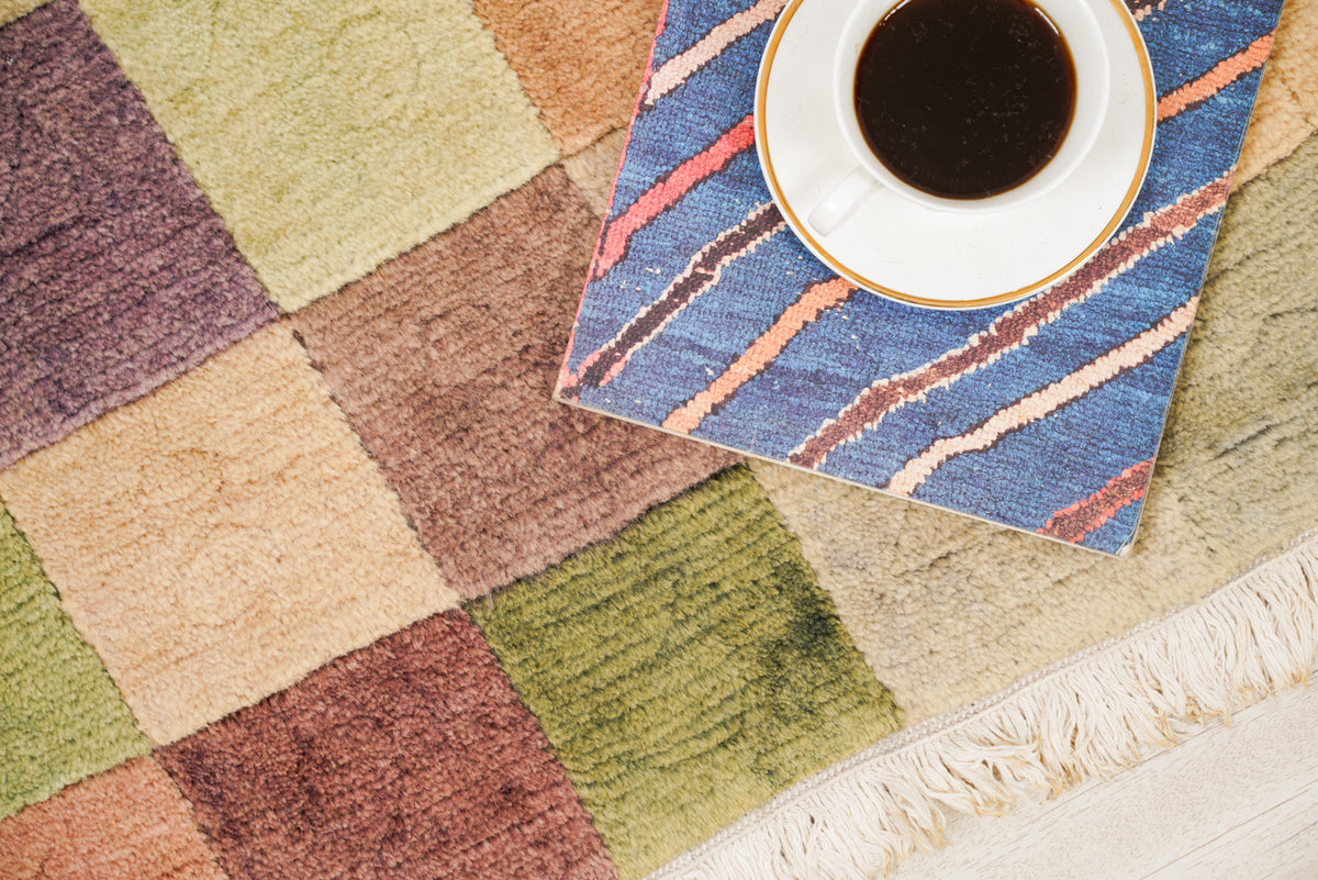 Modern Swatch Rug 2'9" x 2'5"