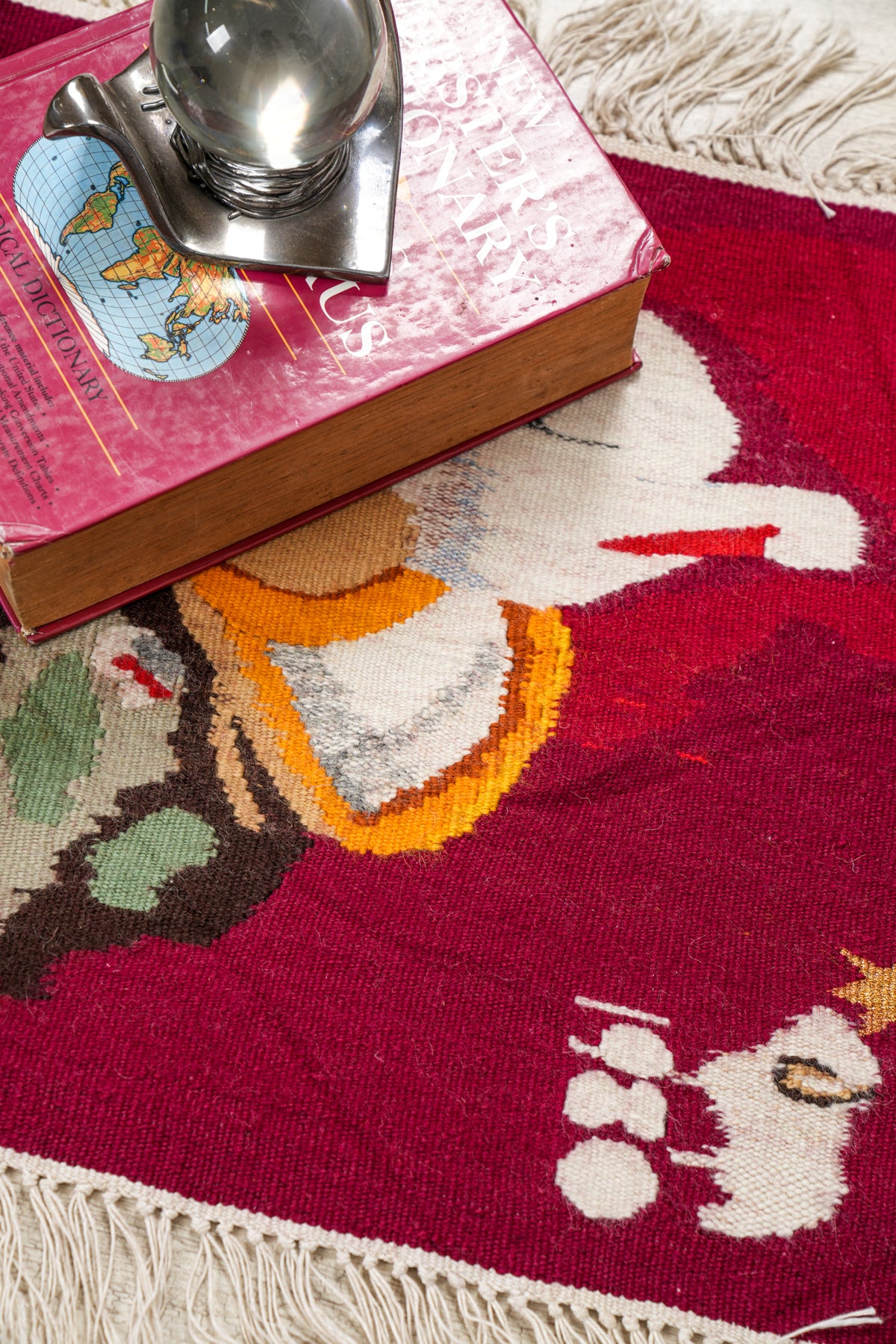 VINTAGE SWEDISH NATURAL TAPESTRY 1'6" x 1'8"