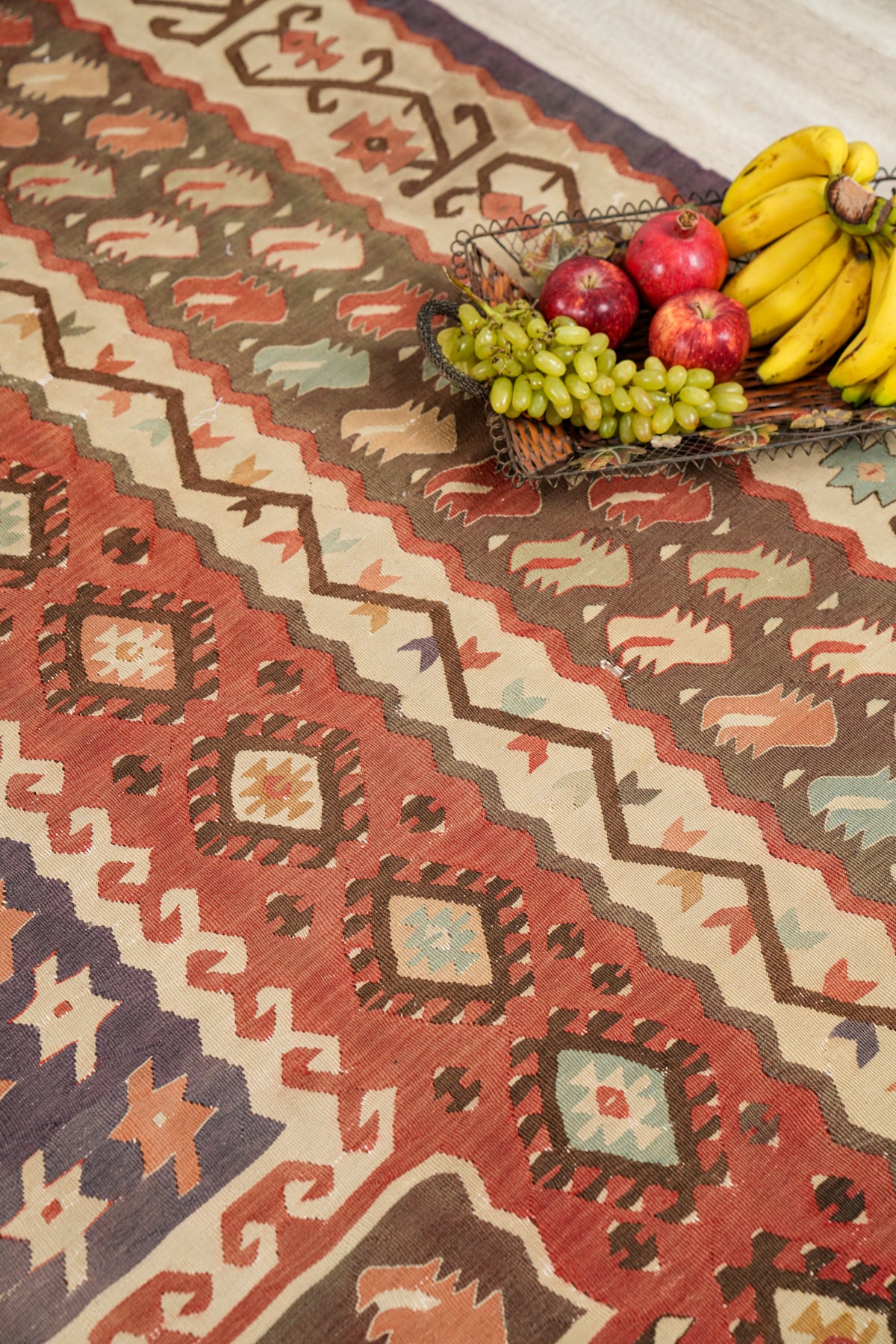 Vintage Turkish Sarkoy Kilim 9'6" x 6'7"