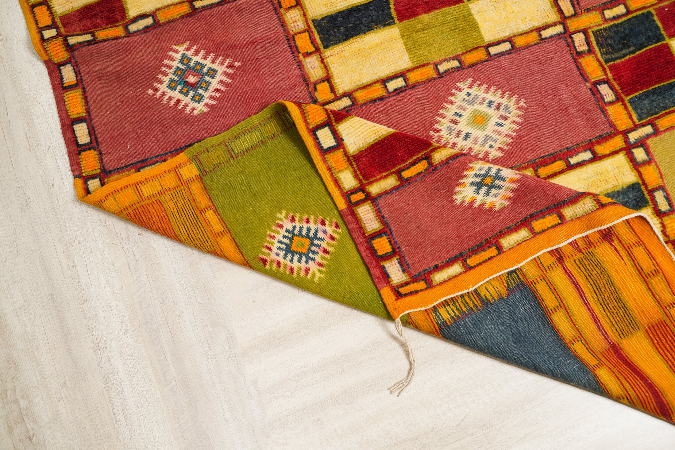 VINTAGE MOROCCAN RUG 8' x 4'10"