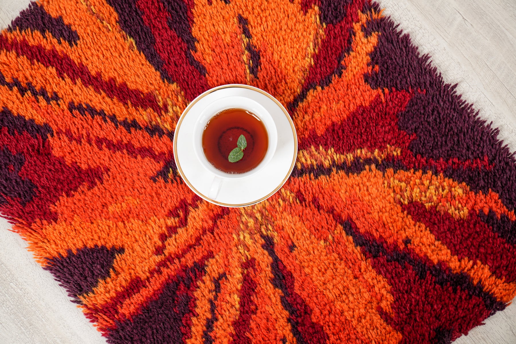 Vintage Scandinavian Rya Rug 2'1" x 1'7"