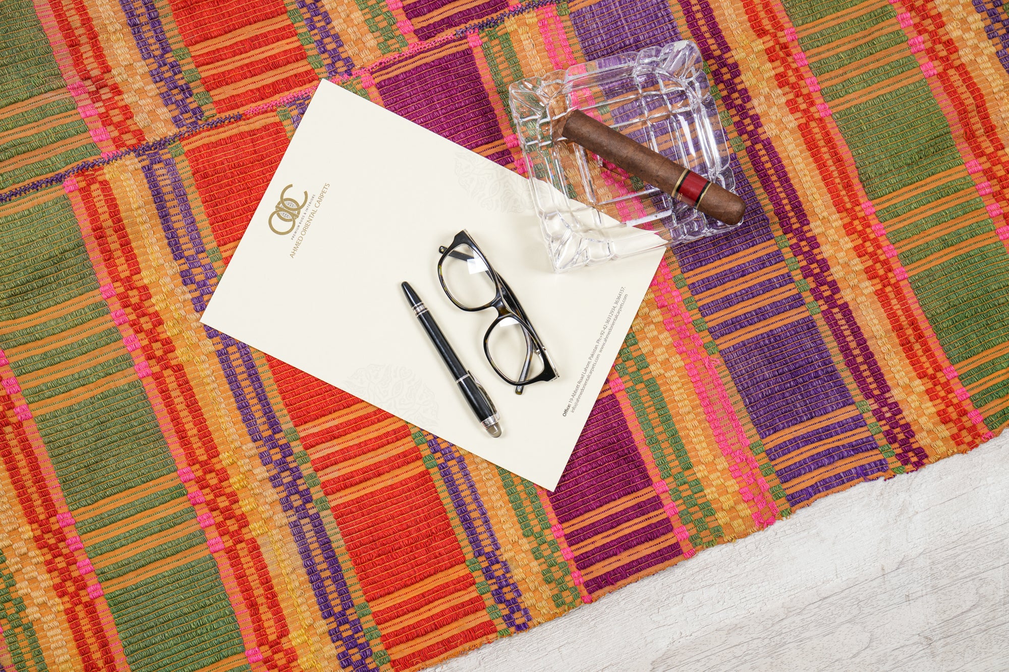 VINTAGE SCANDINAVIAN HAND LOOM TEXTILE 6'5" x 4'7"