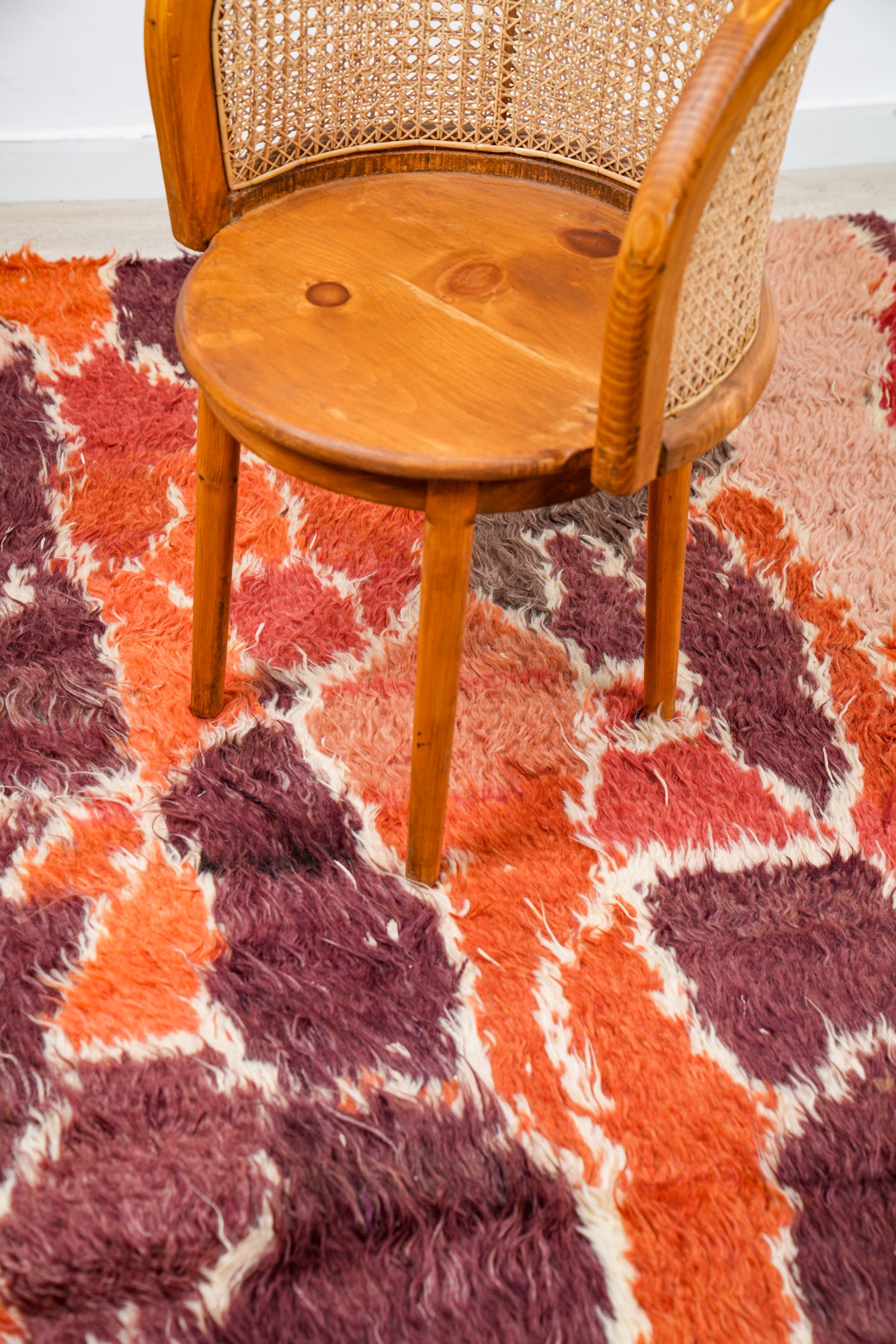 Modern Art Rug 6'6" x 4'6"