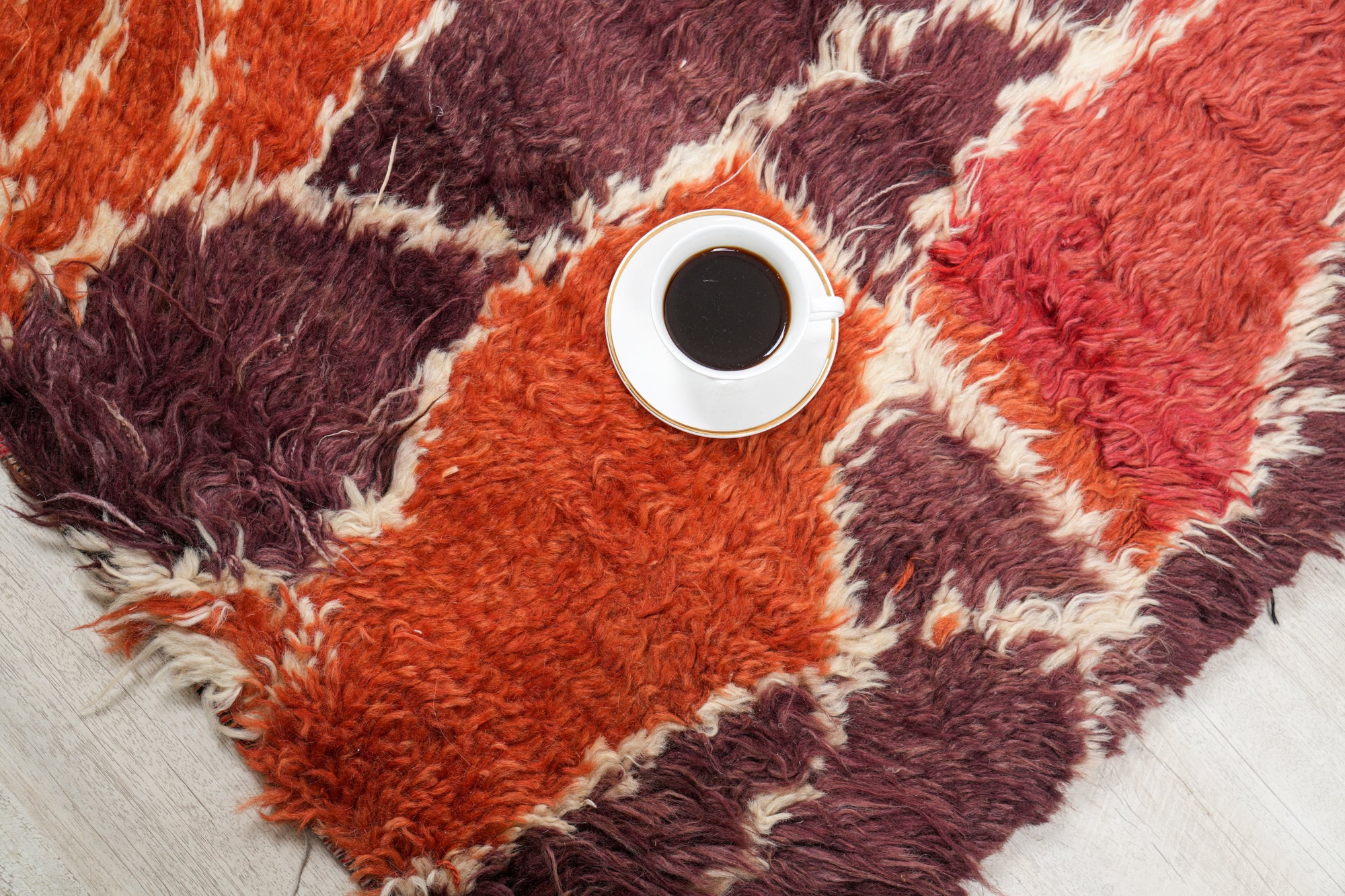 Modern Art Rug 6'6" x 4'6"