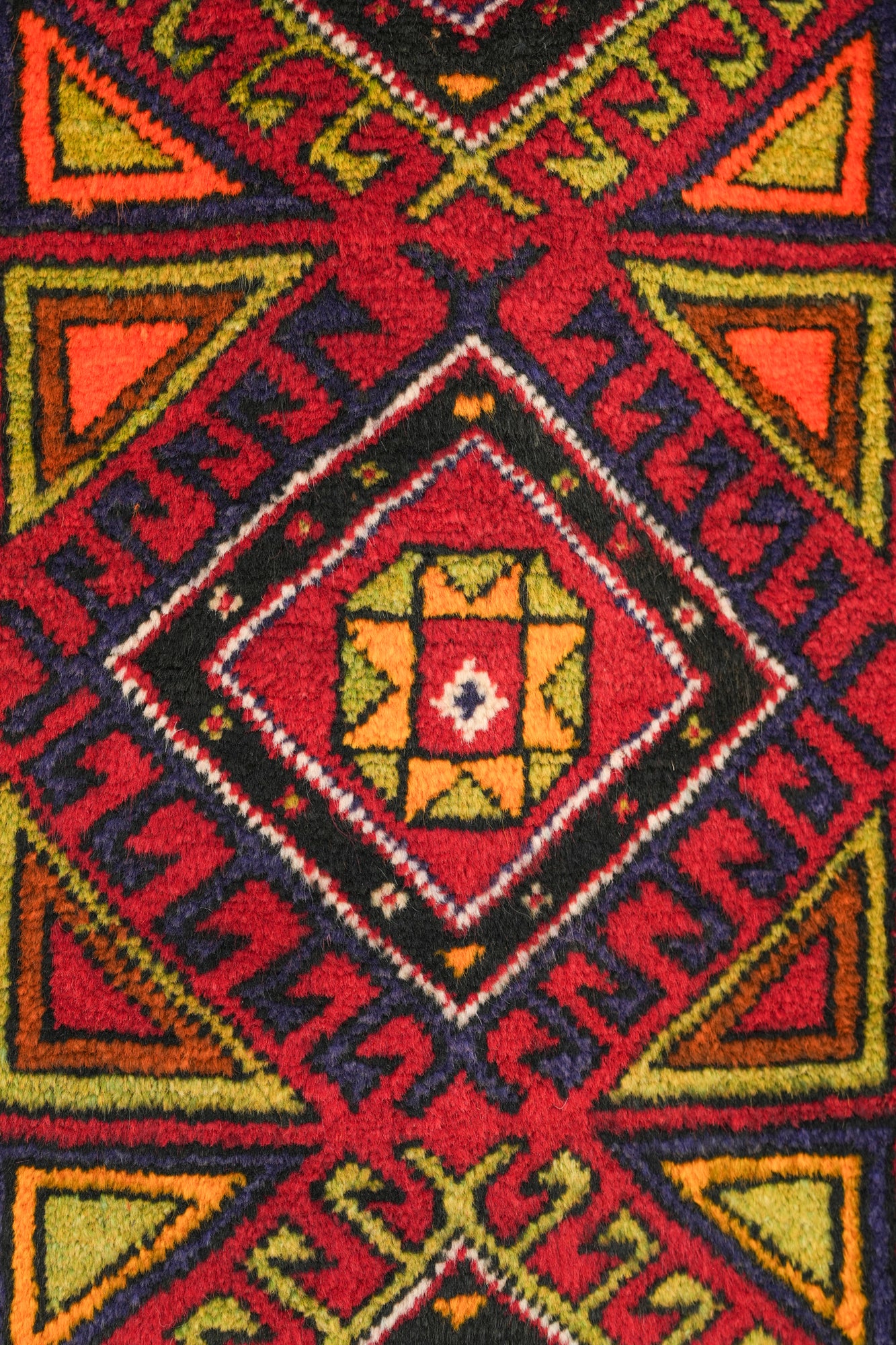 Vintage Turkish Taspinar Rug 4'2" x 2'