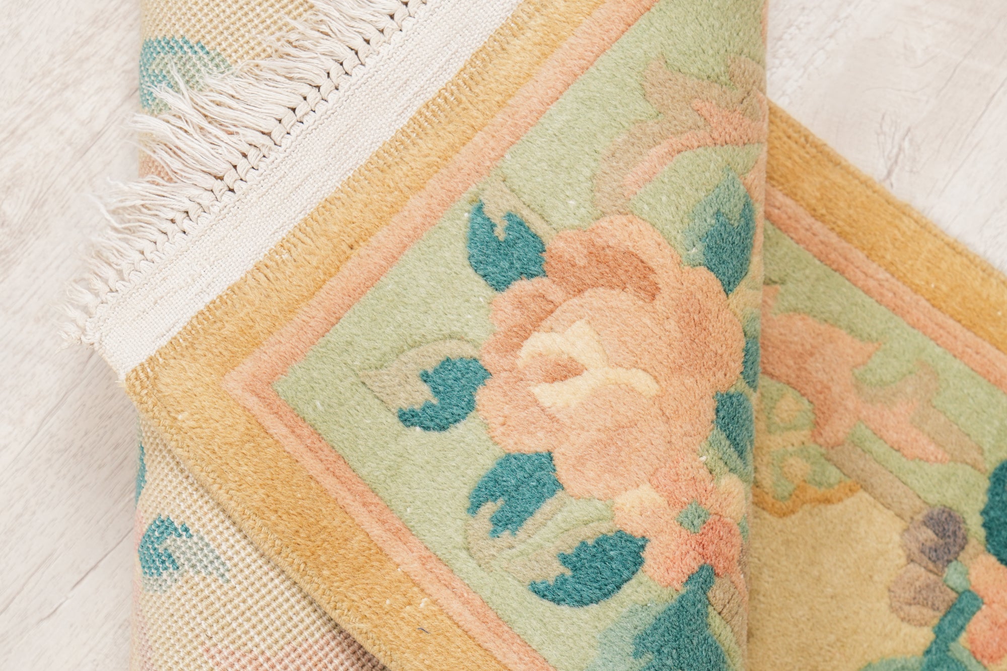 Vintage Oriental floral Rug 4' x 2'3"