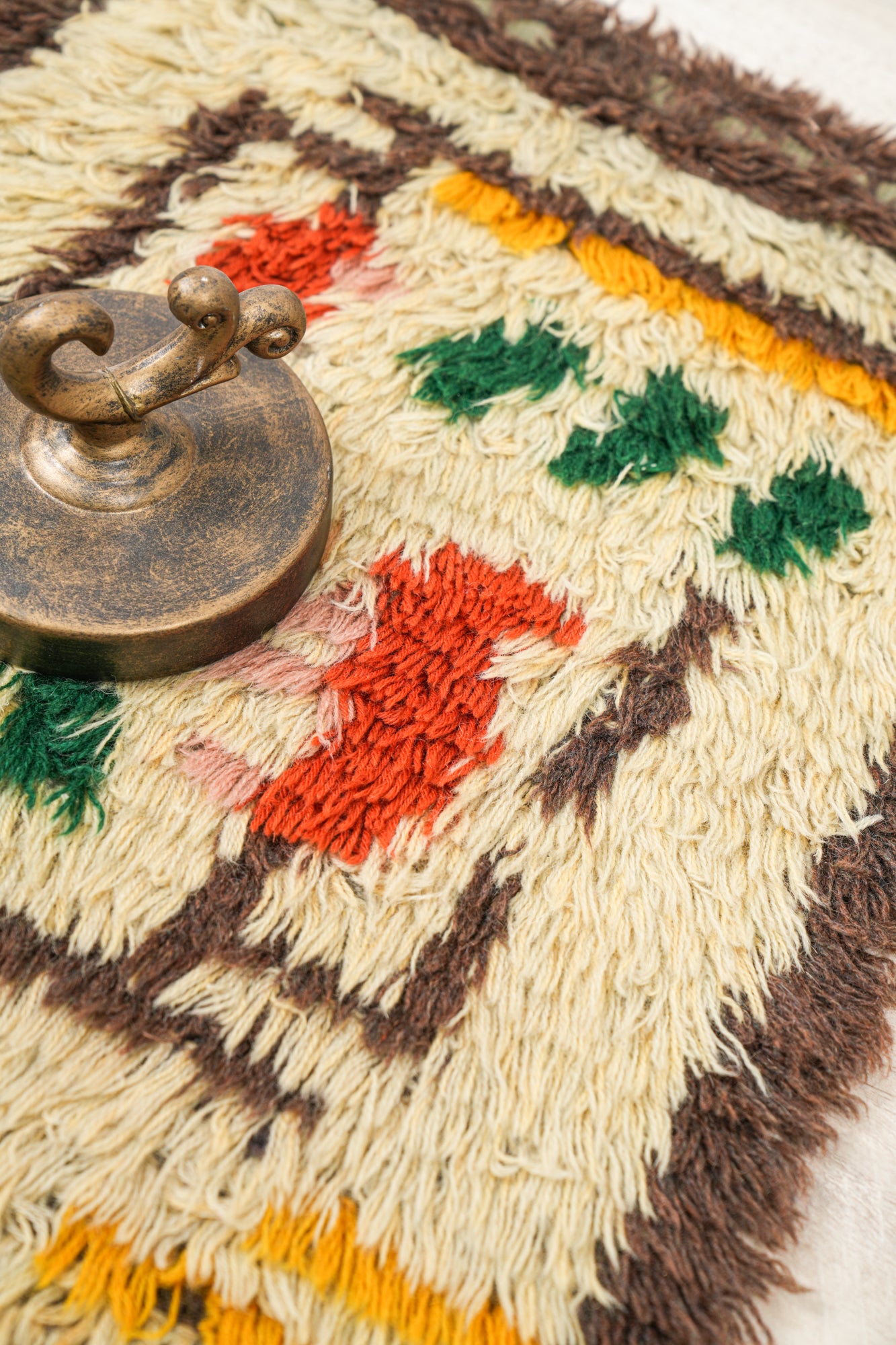Vintage Finnish Rya Rug 1'3" x 1'3" (folk)