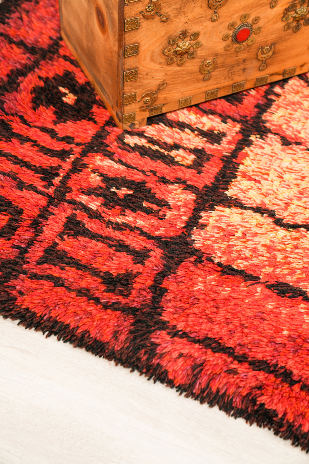 Vintage Scandinavian Rya Rug 5'3" x 3'3"