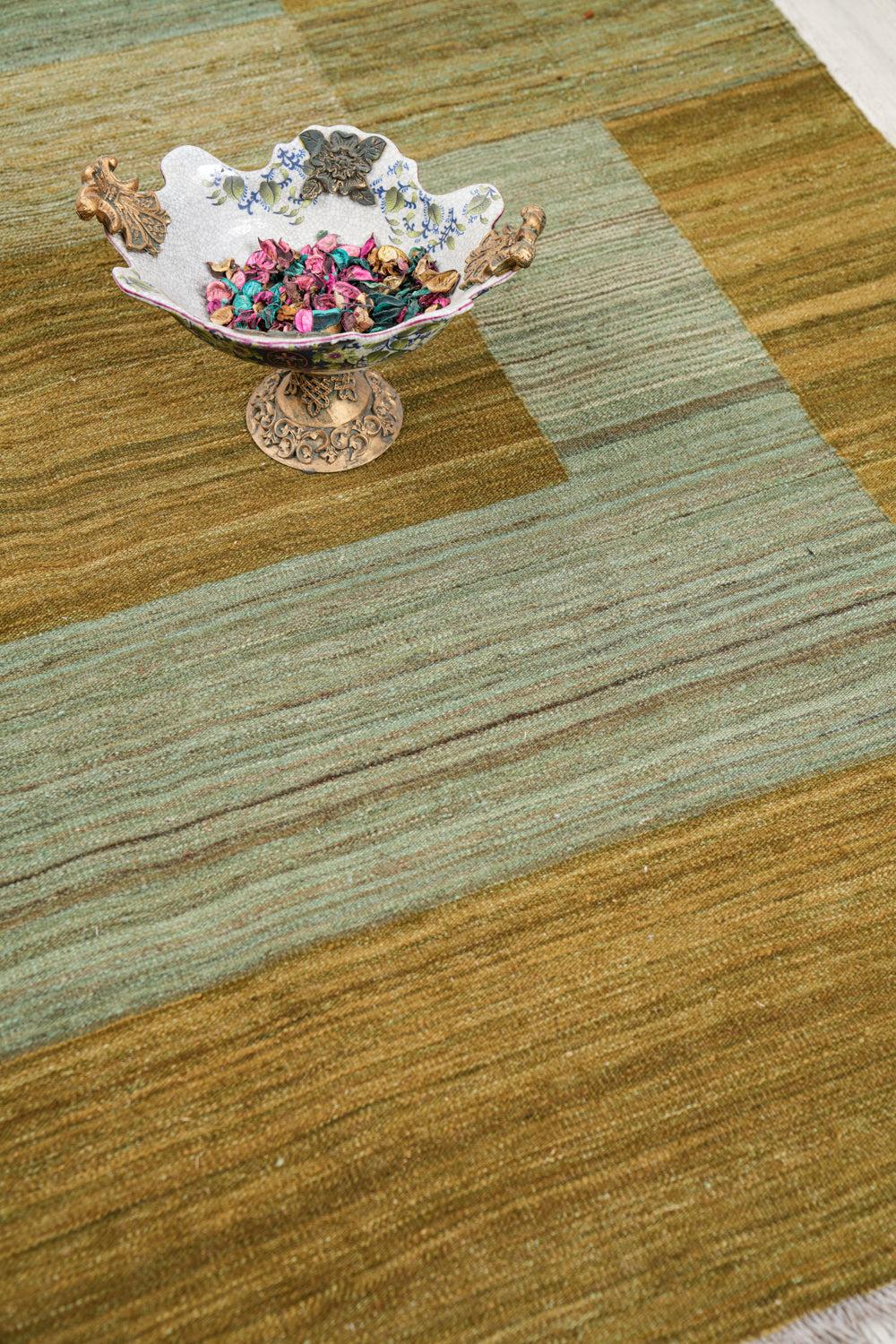 Contemporary kilim rug 7'10" x 5'9" (art deco)