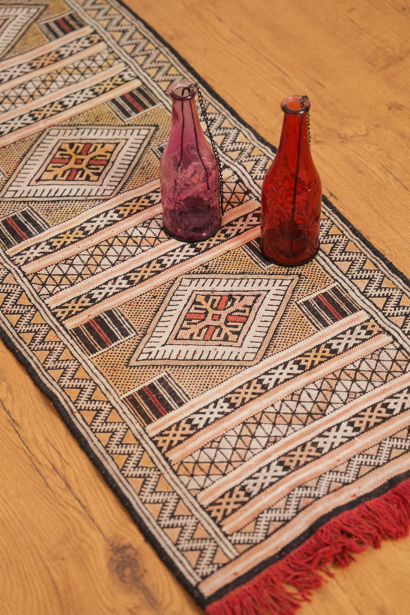 Vintage Moroccan Berber Kilim 3'9" x 1'6"