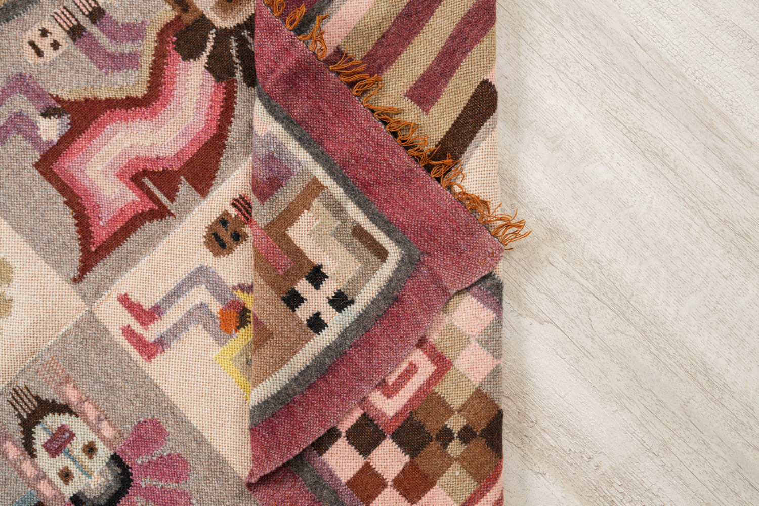 Vintage Peruvian Kilim 4'5" x 3'7"