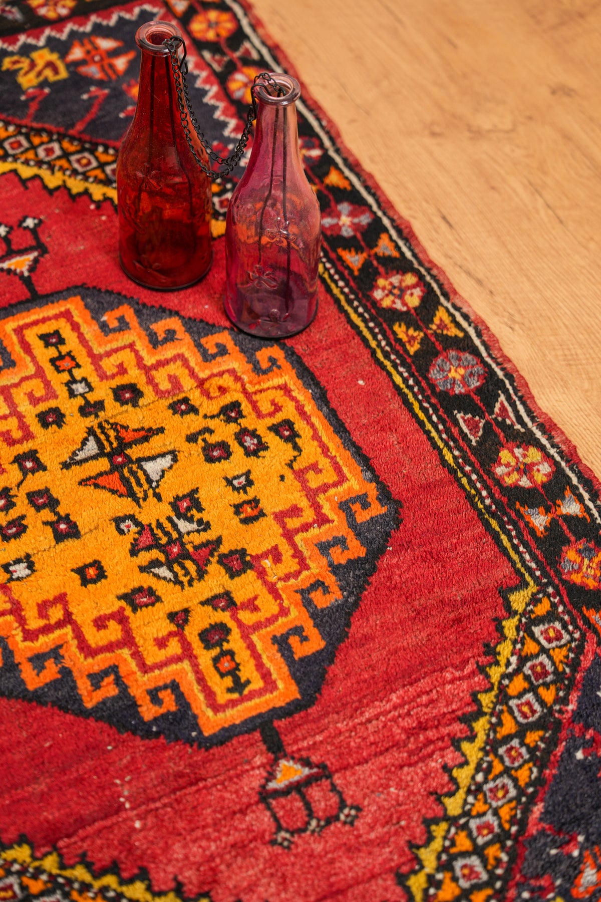 Vintage Turkish Rug 3'4" x 2'