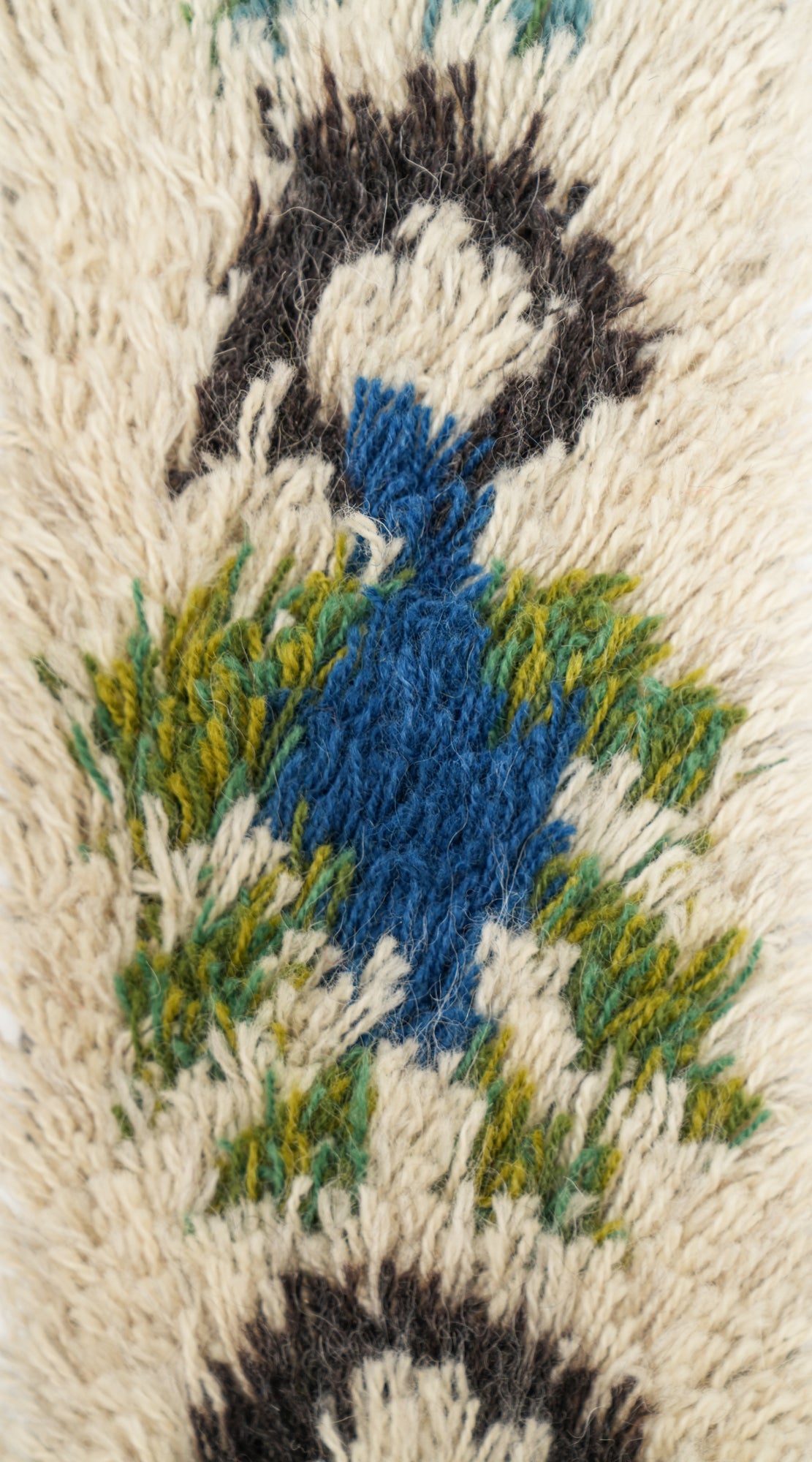 Vintage Scandinavian Rya Table Runner Rug 4' x 5"