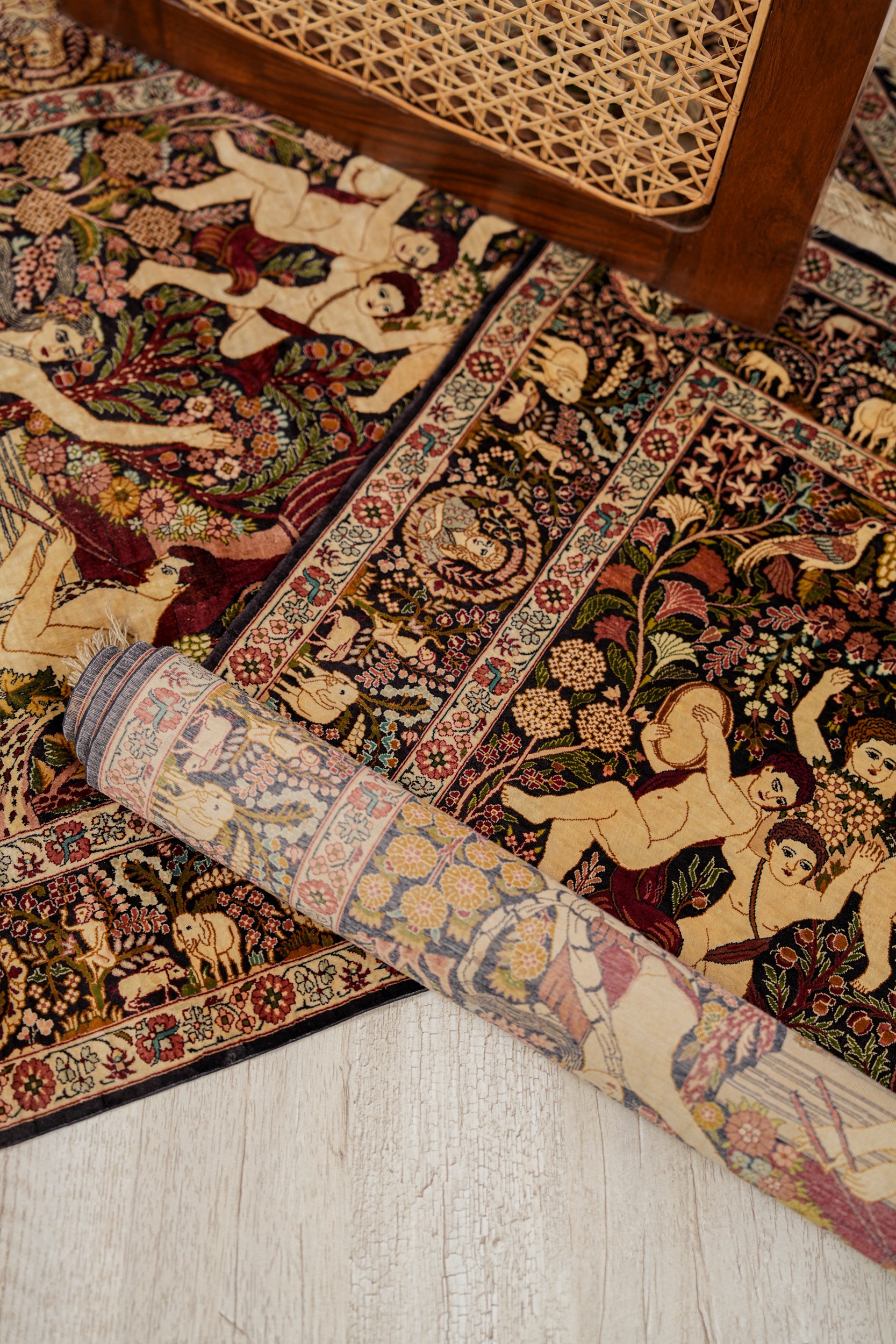 Raphael Silk Pictorial Rug 3' x 2'