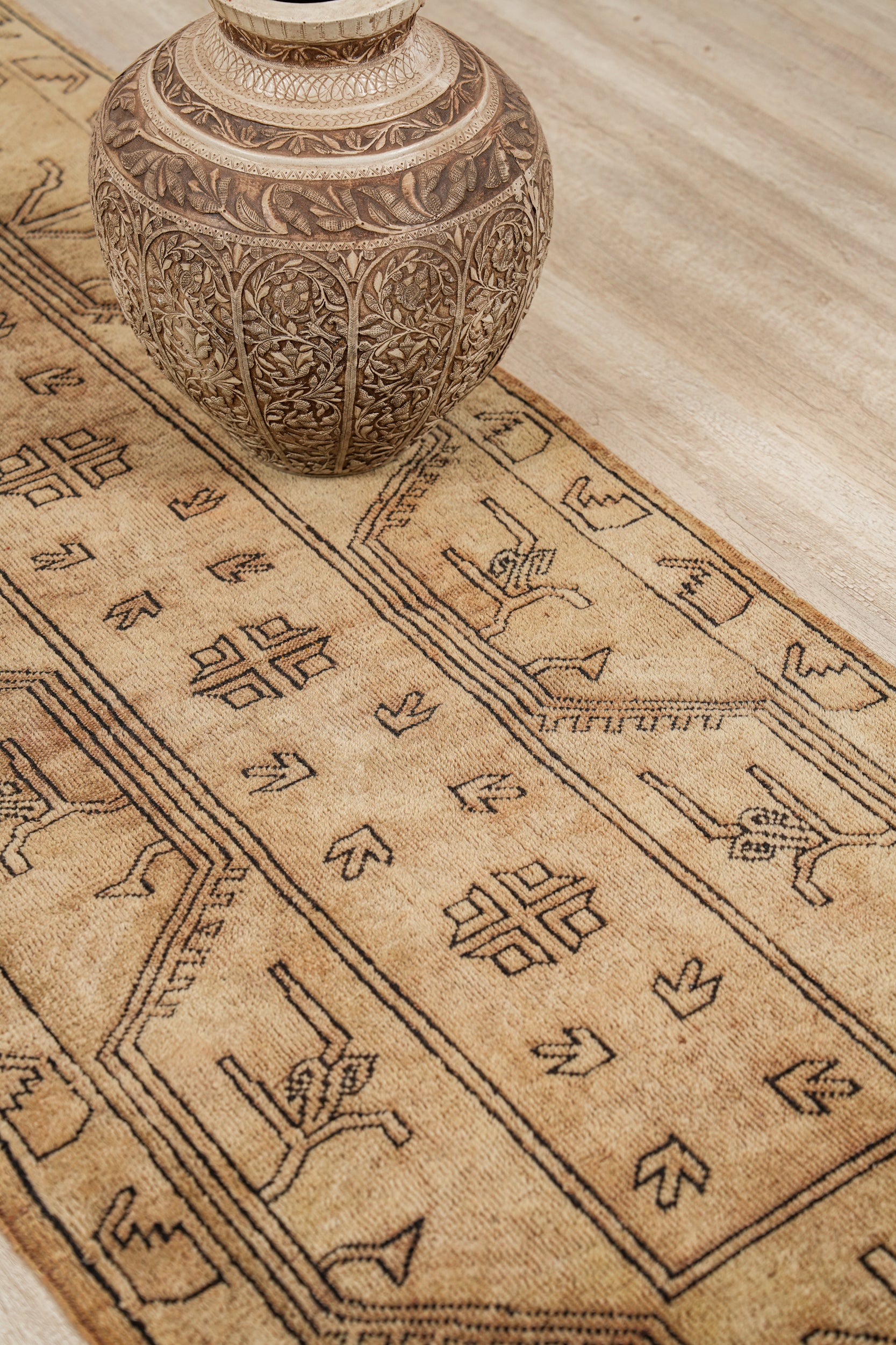 Vintage Turkish Milas Runner Rug 9'8" X 2'7"