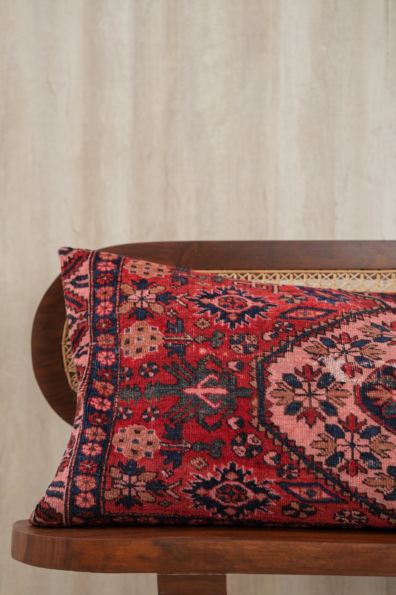 zarin 3'1" x 1'5"