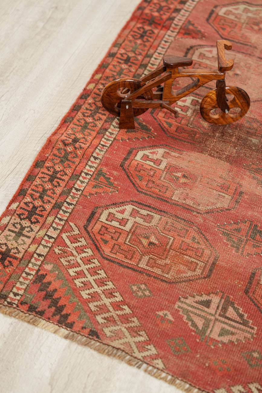 Vintage Turkmen Rug 4'8" X 2'8"