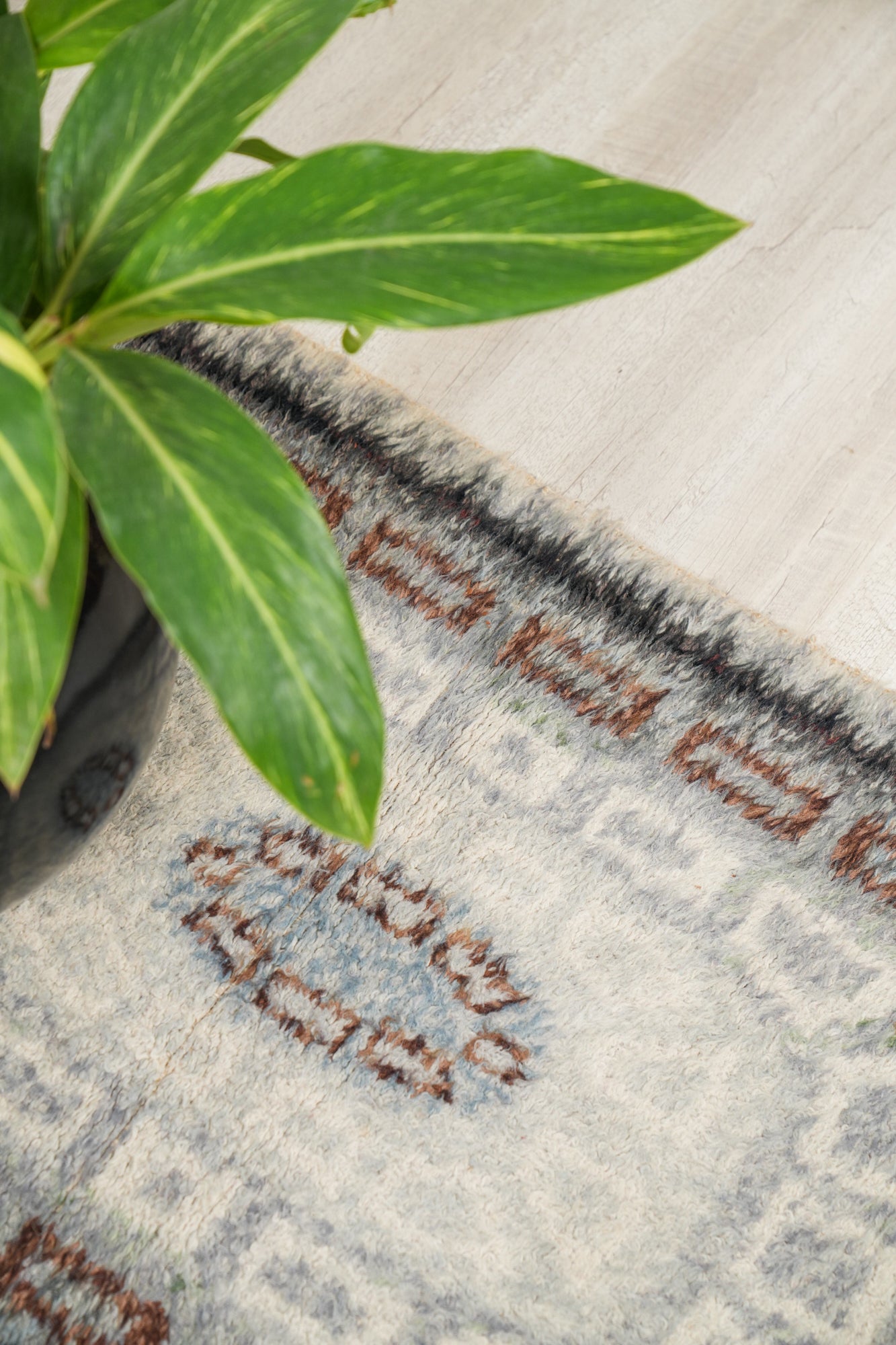 Vintage Scandinavian Rya Loom Rug 4' x 2'2"