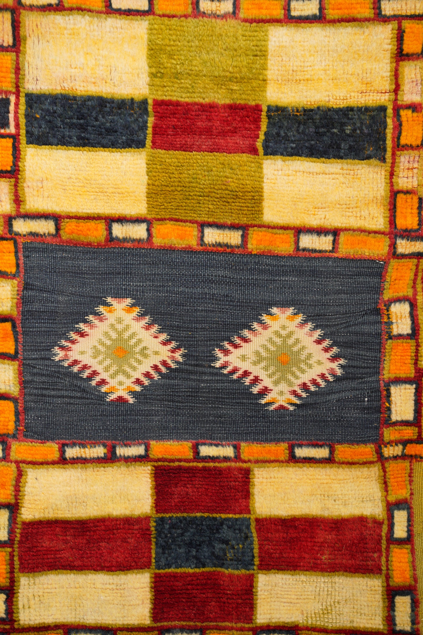 VINTAGE MOROCCAN RUG 8' x 4'10"