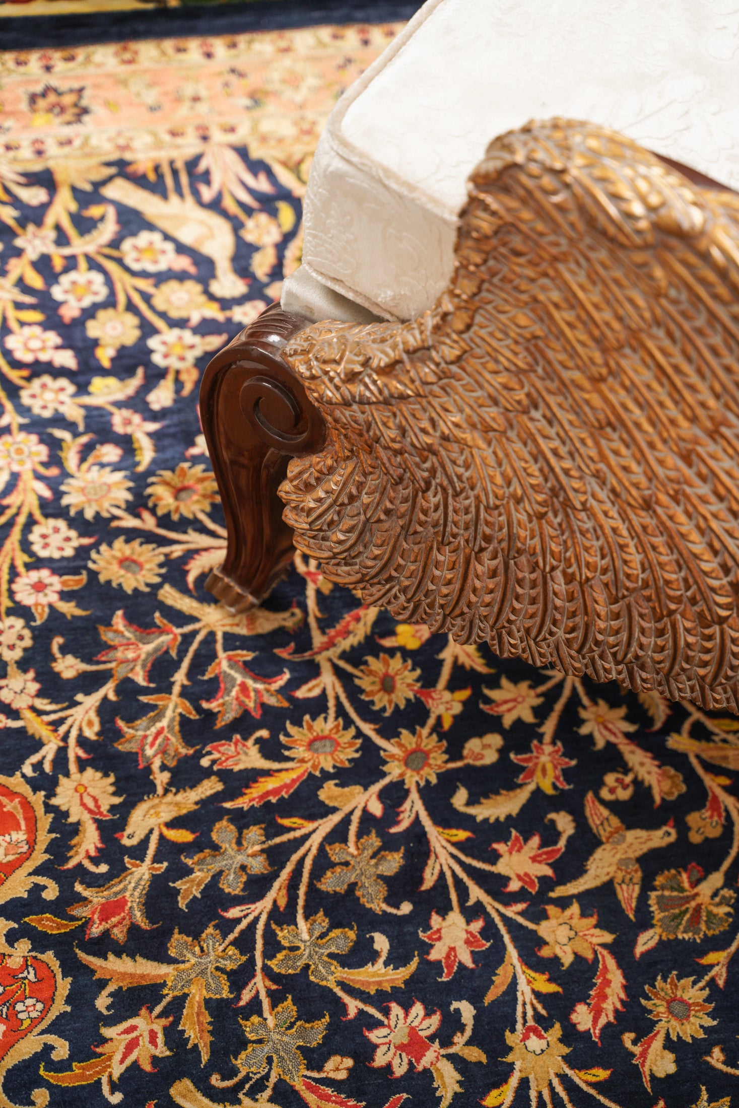 Zara 5'5" x 3'10"