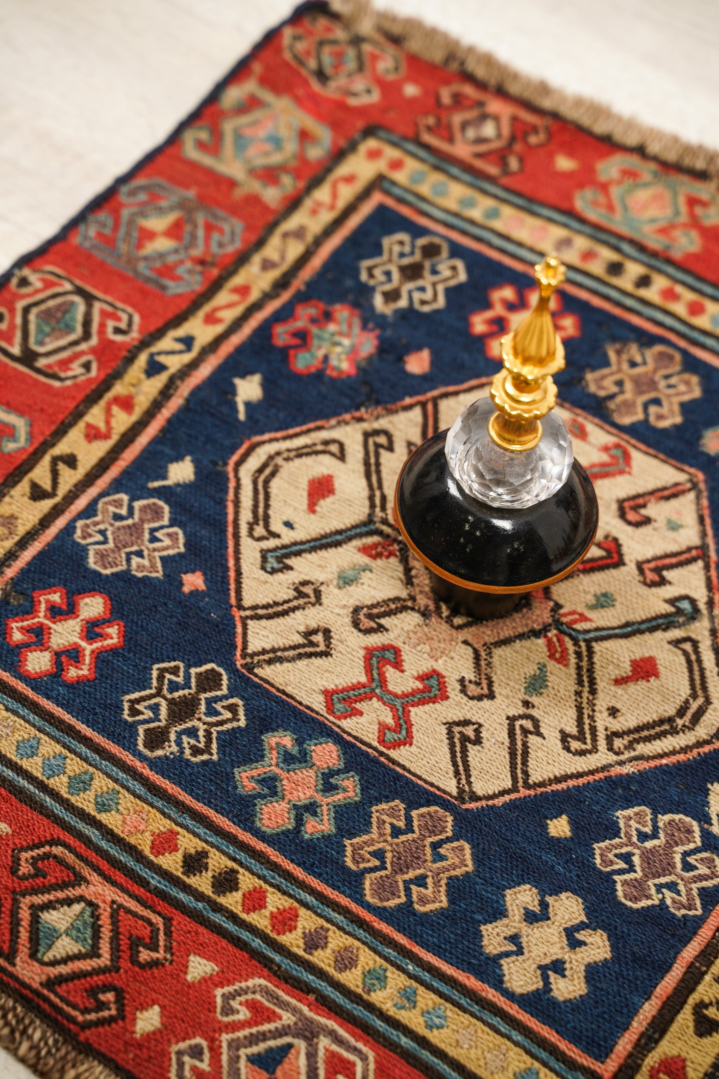 Antique caucasian Shahsavan soumak bagface 1'5" x 1'5"