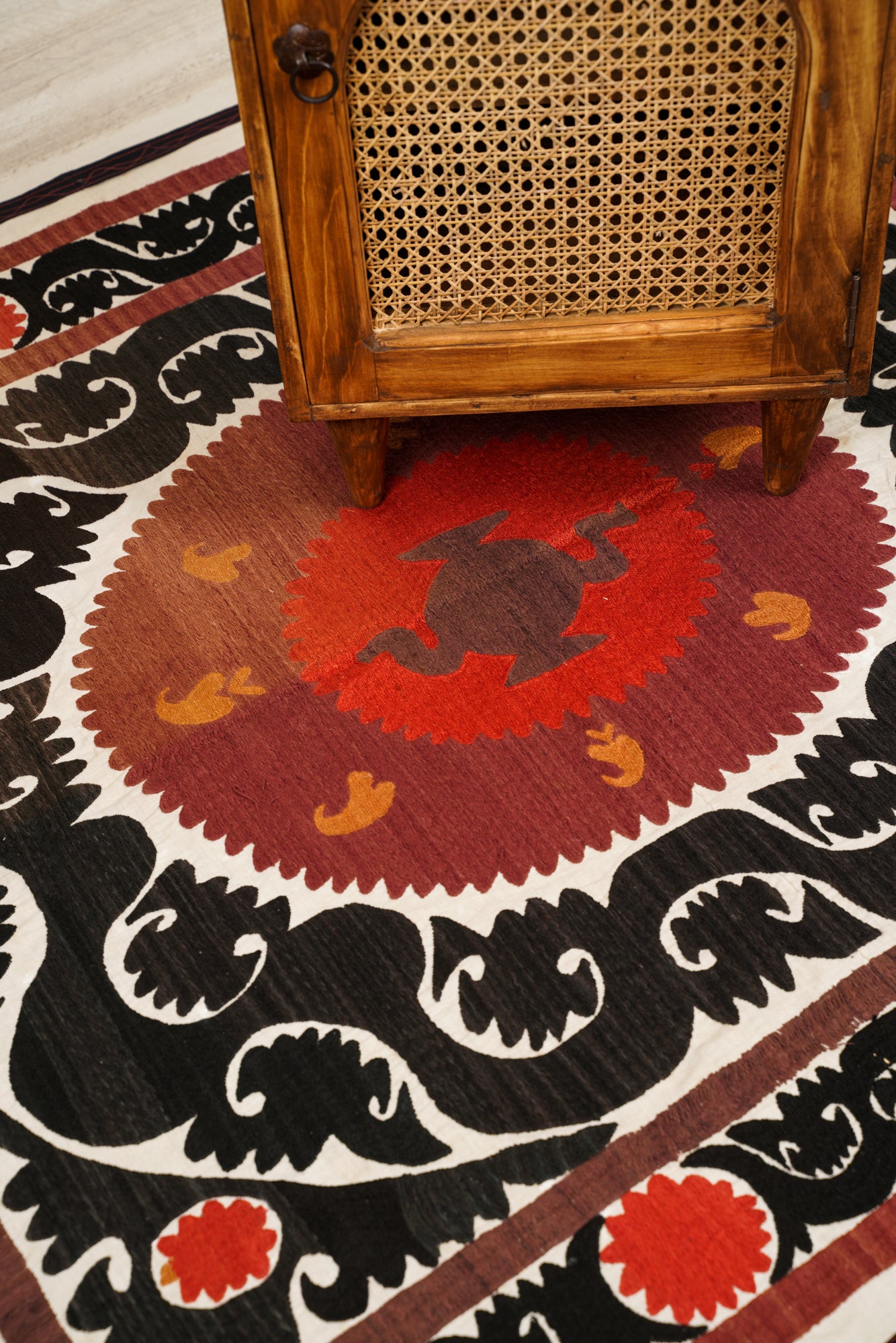 Vintage Uzbek Suzani Embroidered Textile 5'10" x 4'3"