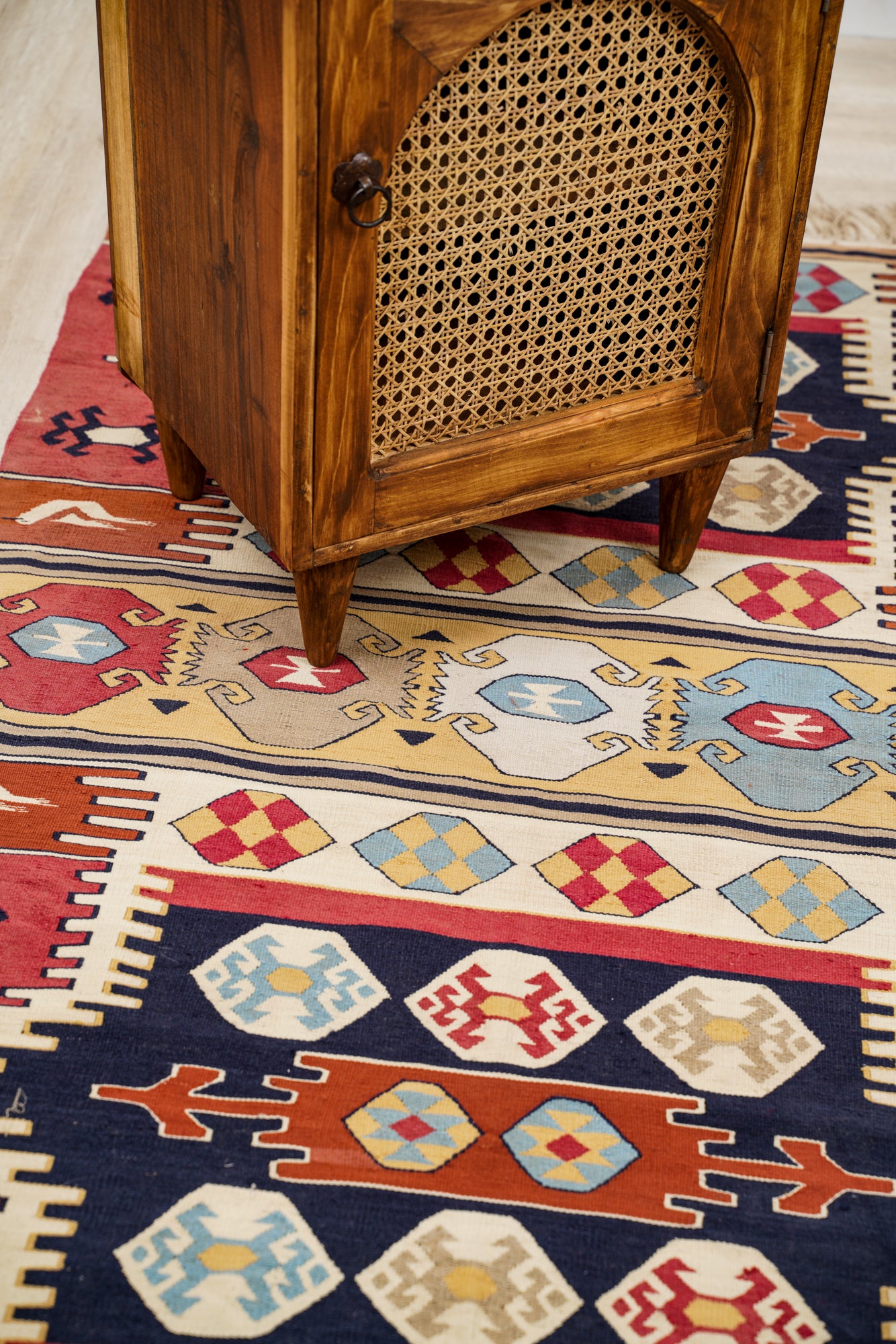 VINTAGE BESSARABIAN KILIM 5'3" x 3'2"