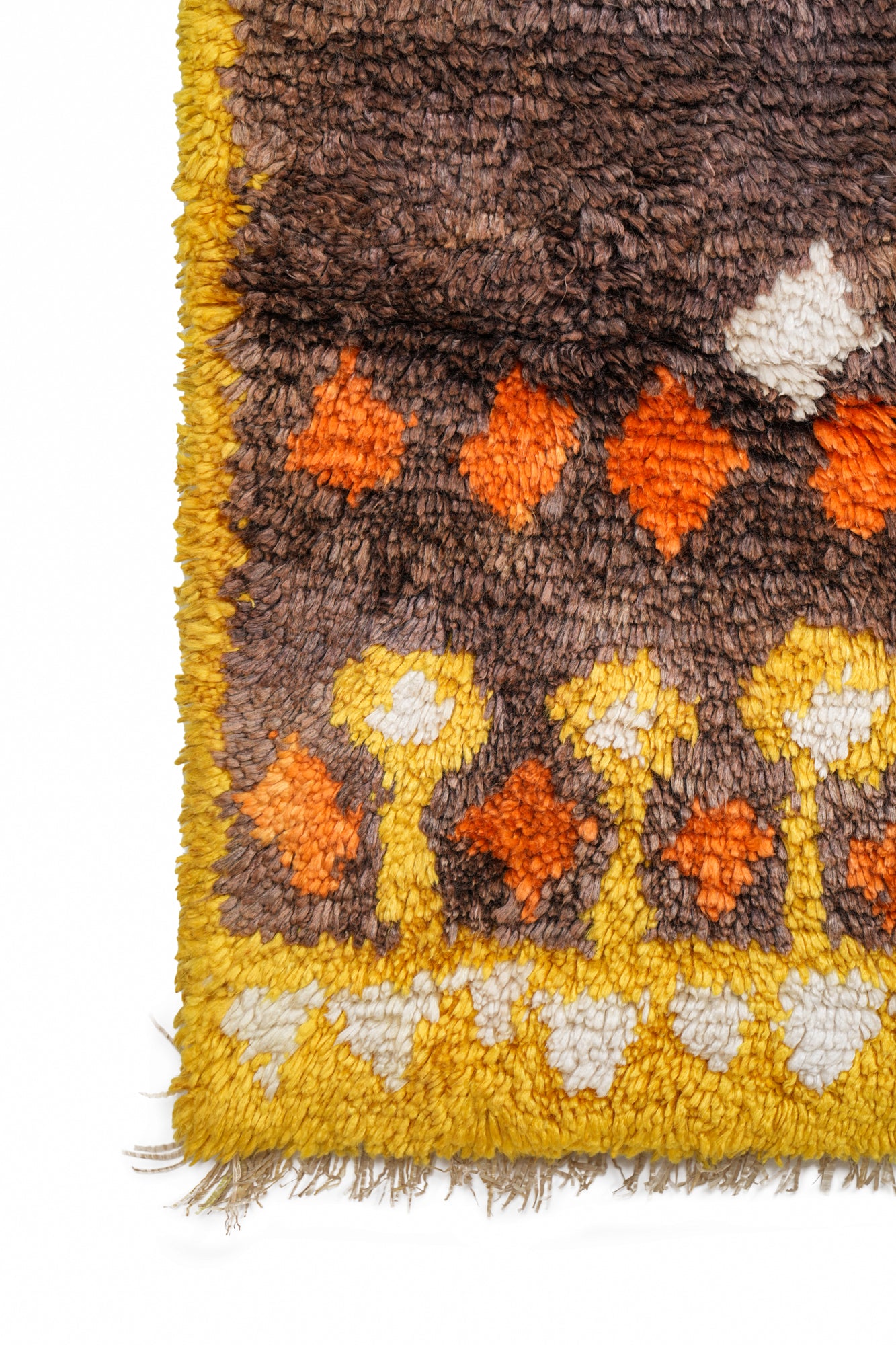 Vintage Scandinavian Rya Rug 5' x 1'9"