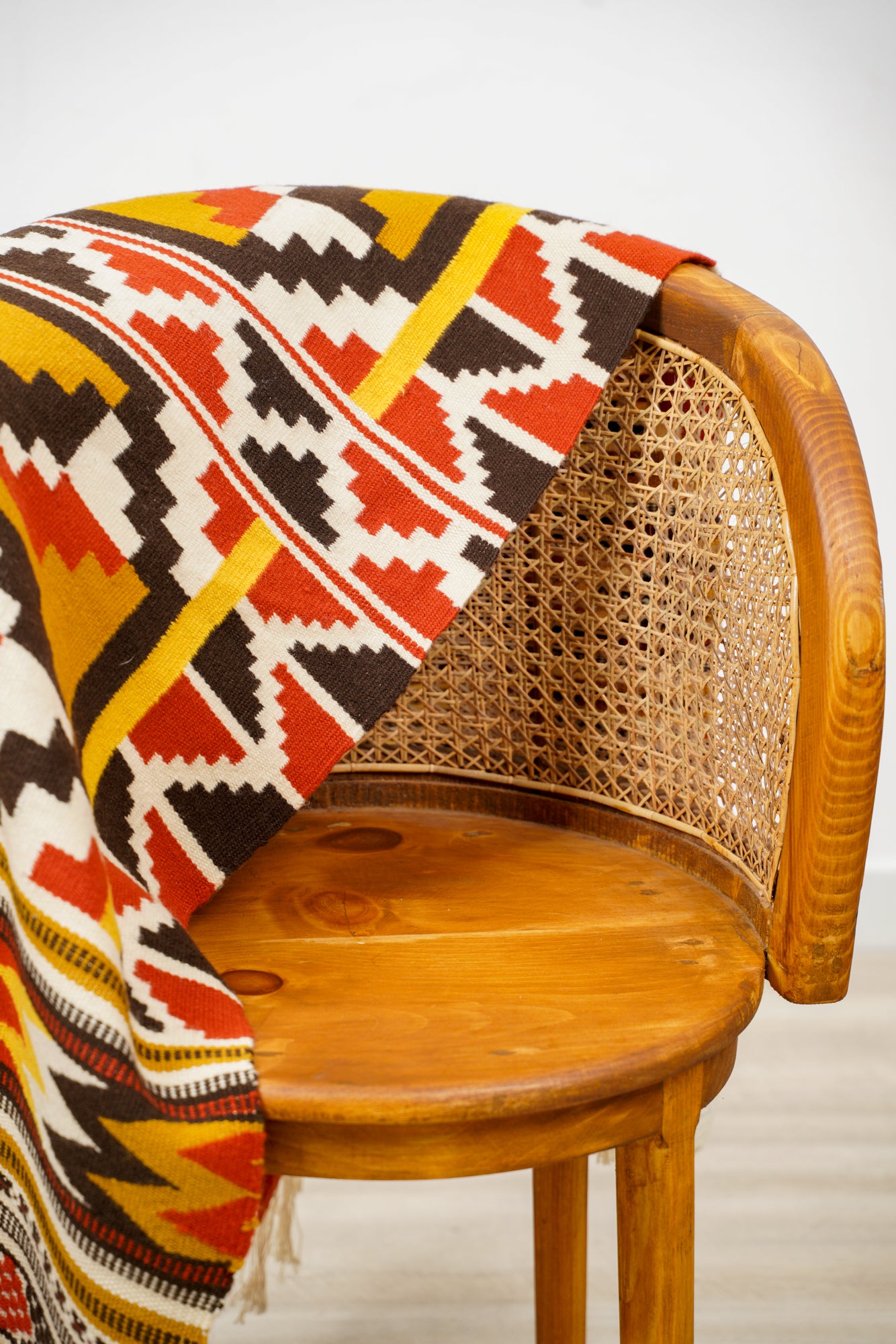 VINTAGE SCANDINAVIAN TEXTILE 5'4" x 2'1"