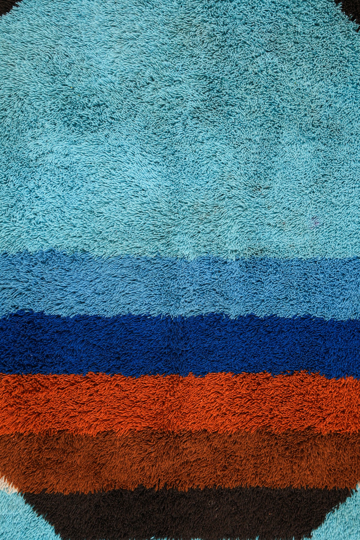 Vintage Scandinavian Desso Rug 9'3" x 5'10"