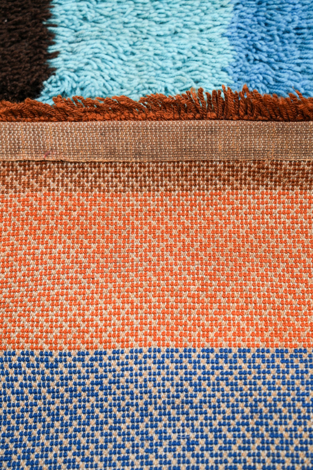 Vintage Scandinavian Desso Rug 9'3" x 5'10"