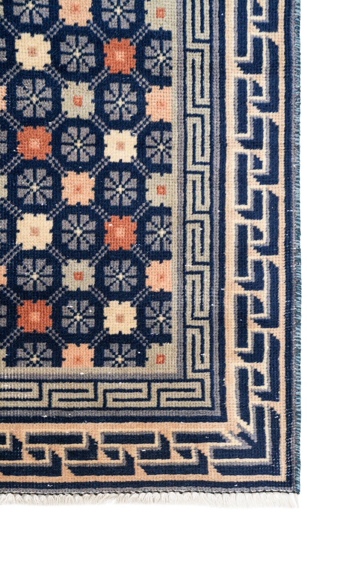 Vintage Chinese decorative Rug 5' x 2'6"
