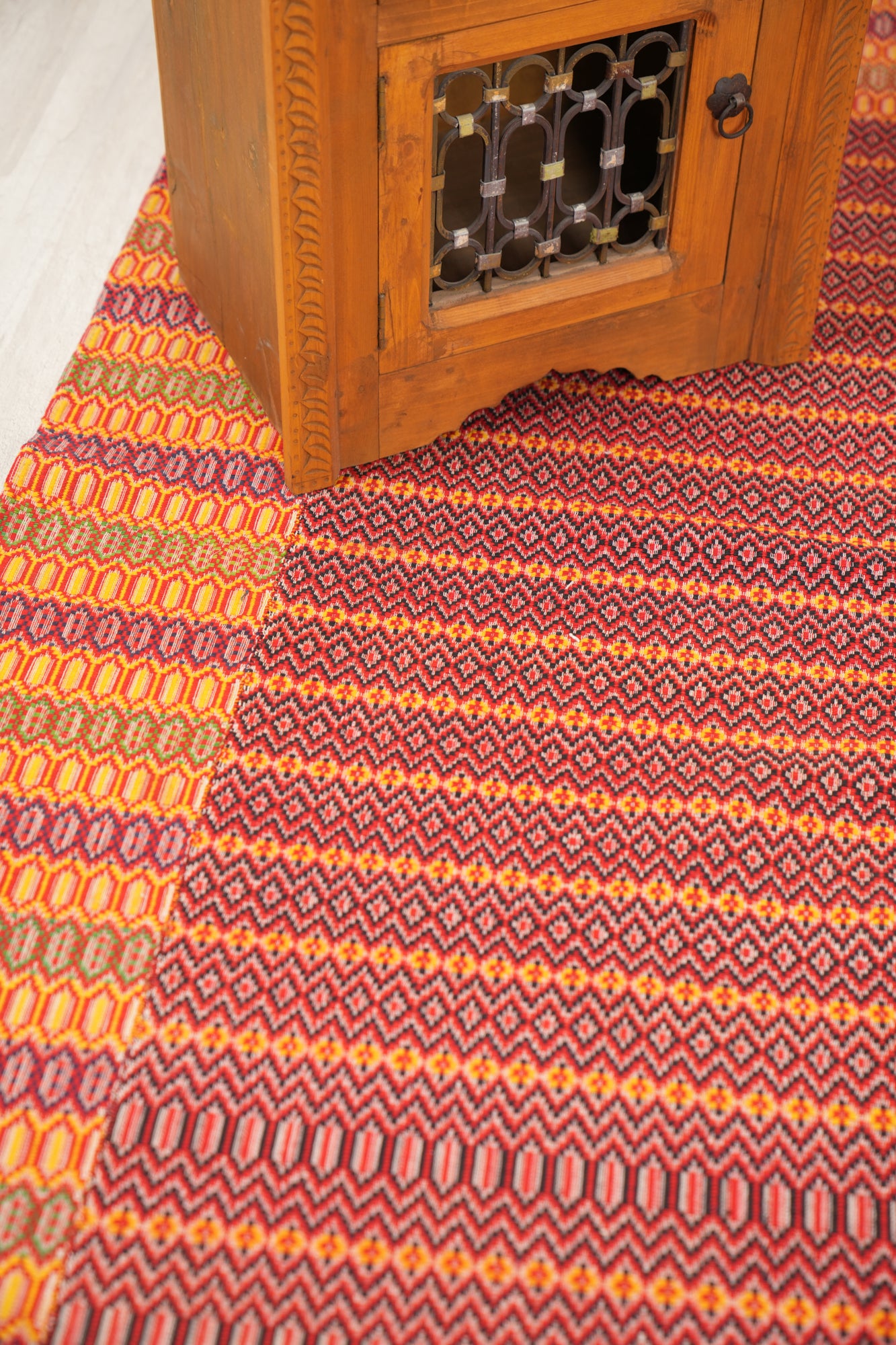 Vintage Scandinavian Textile 7' x 5'