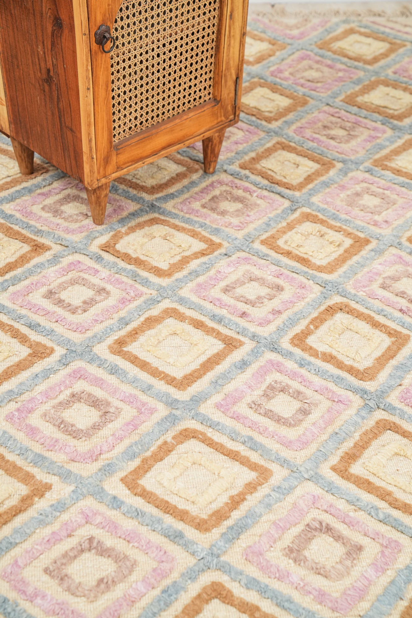 Modern Berjusta Rug 11'10" x 9'1"