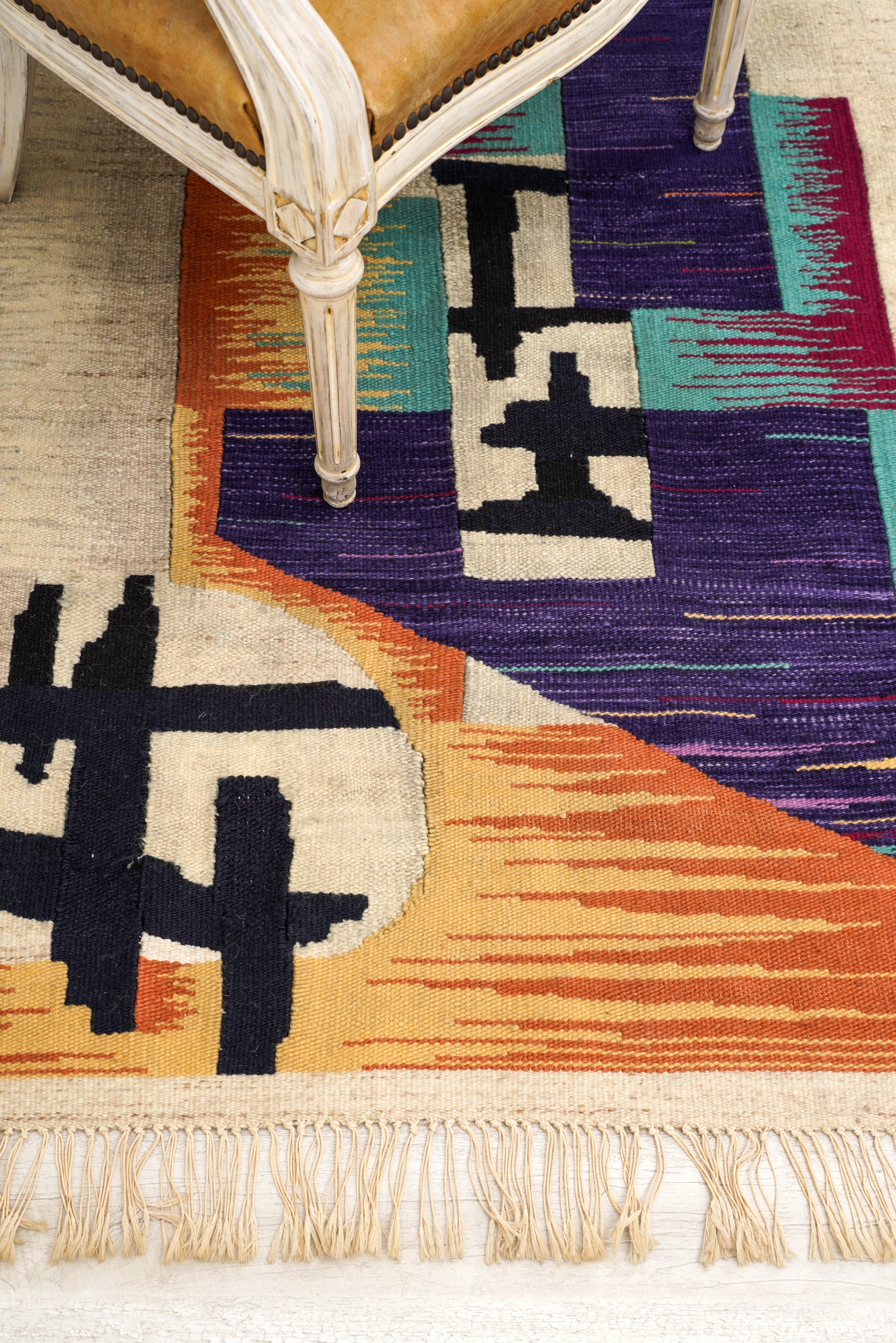 Vintage Scandinavian Kilim 4'1" x 3'3"