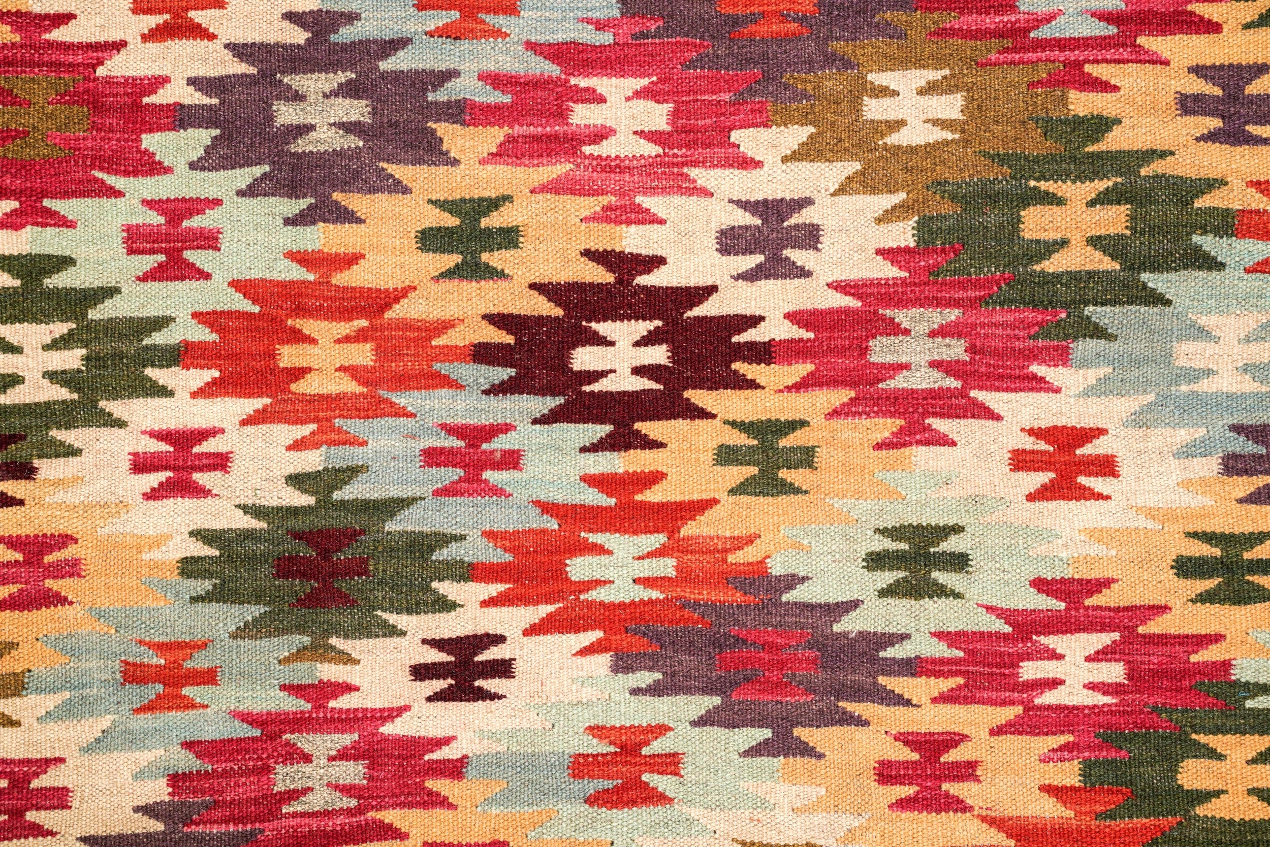 Modern Pakistani Kilim 9'9" x 6'4"