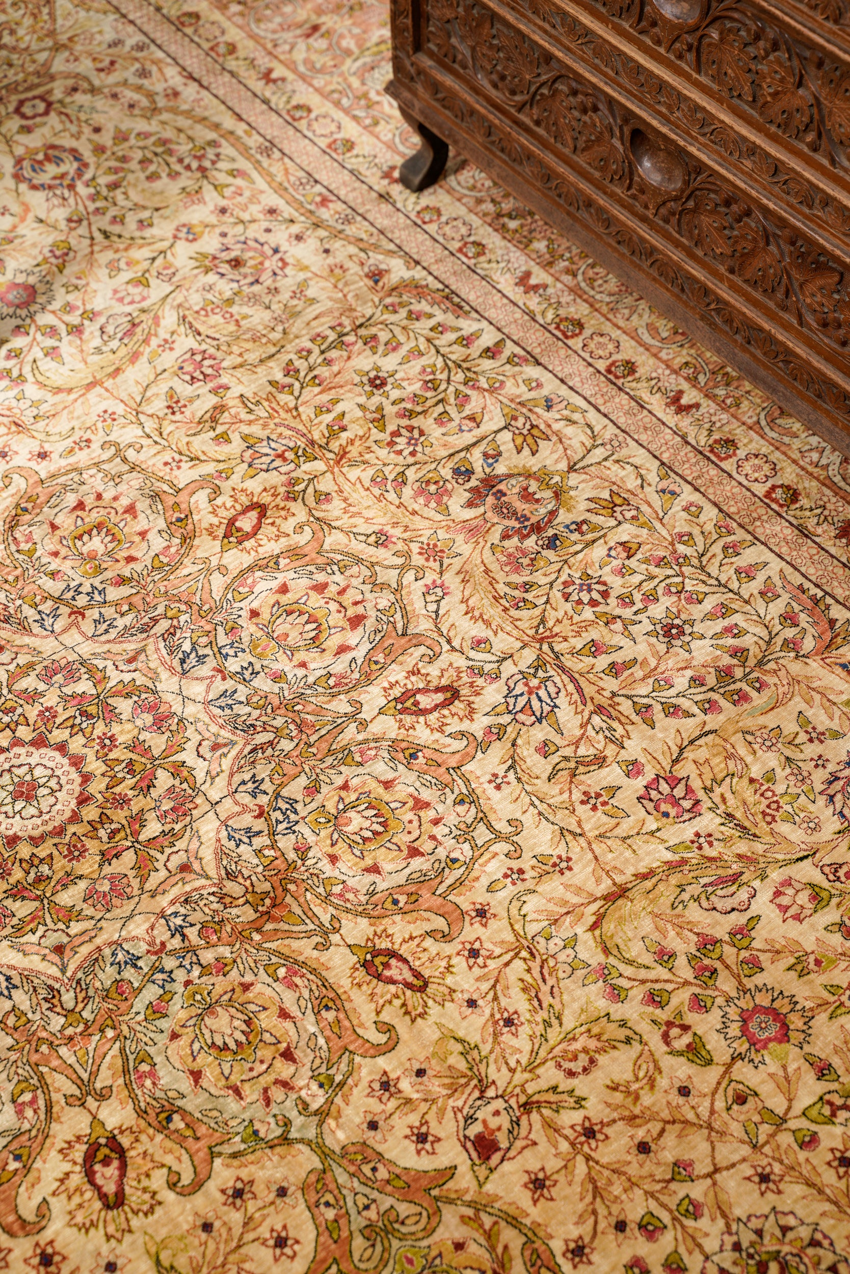 Vintage Turkish Silk Hereke Ozipek 10'6" x 6'6"