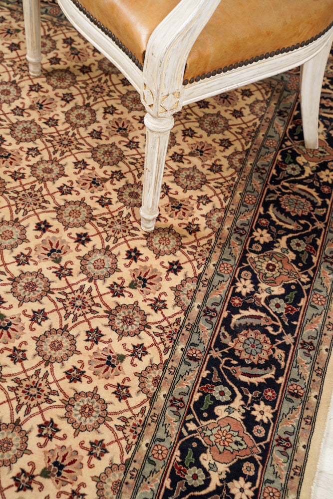 Vintage Lahore Herati Rug 6'3" x 6'