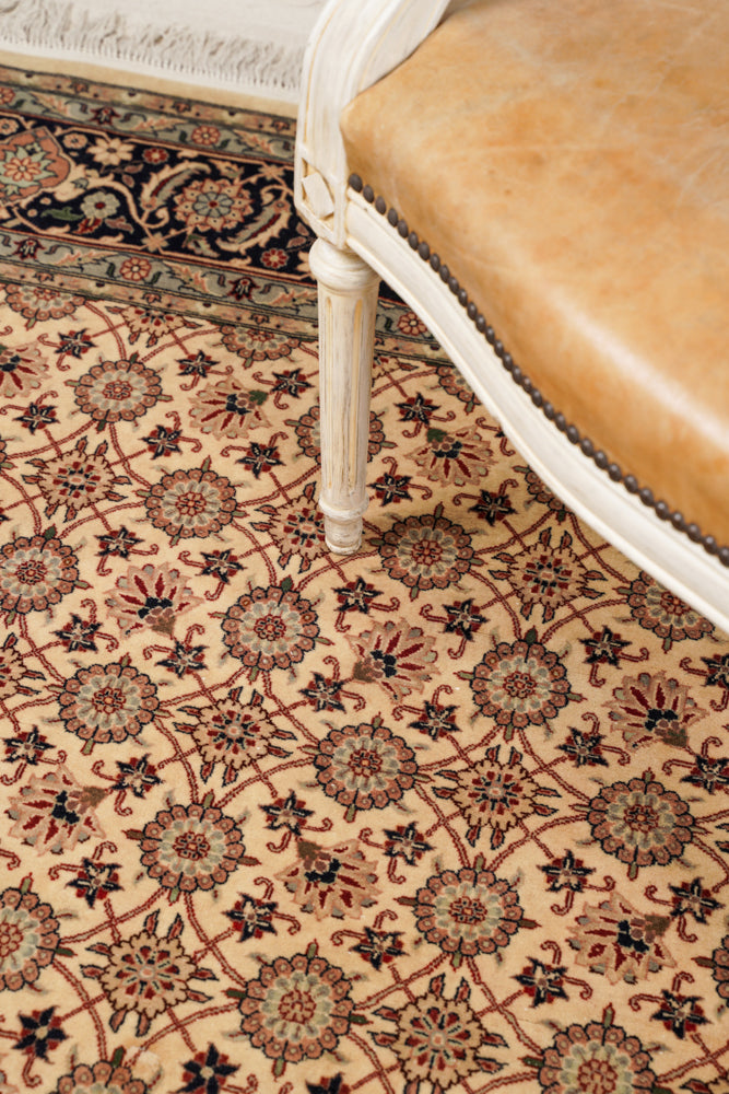 Vintage Lahore Herati Rug 6'3" x 6'