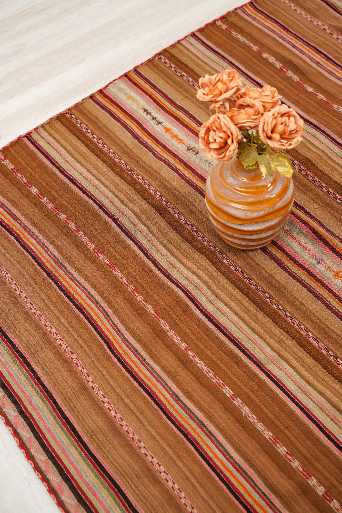 Vintage Bolivian Aguayo kilim 4'2" x 3'9"