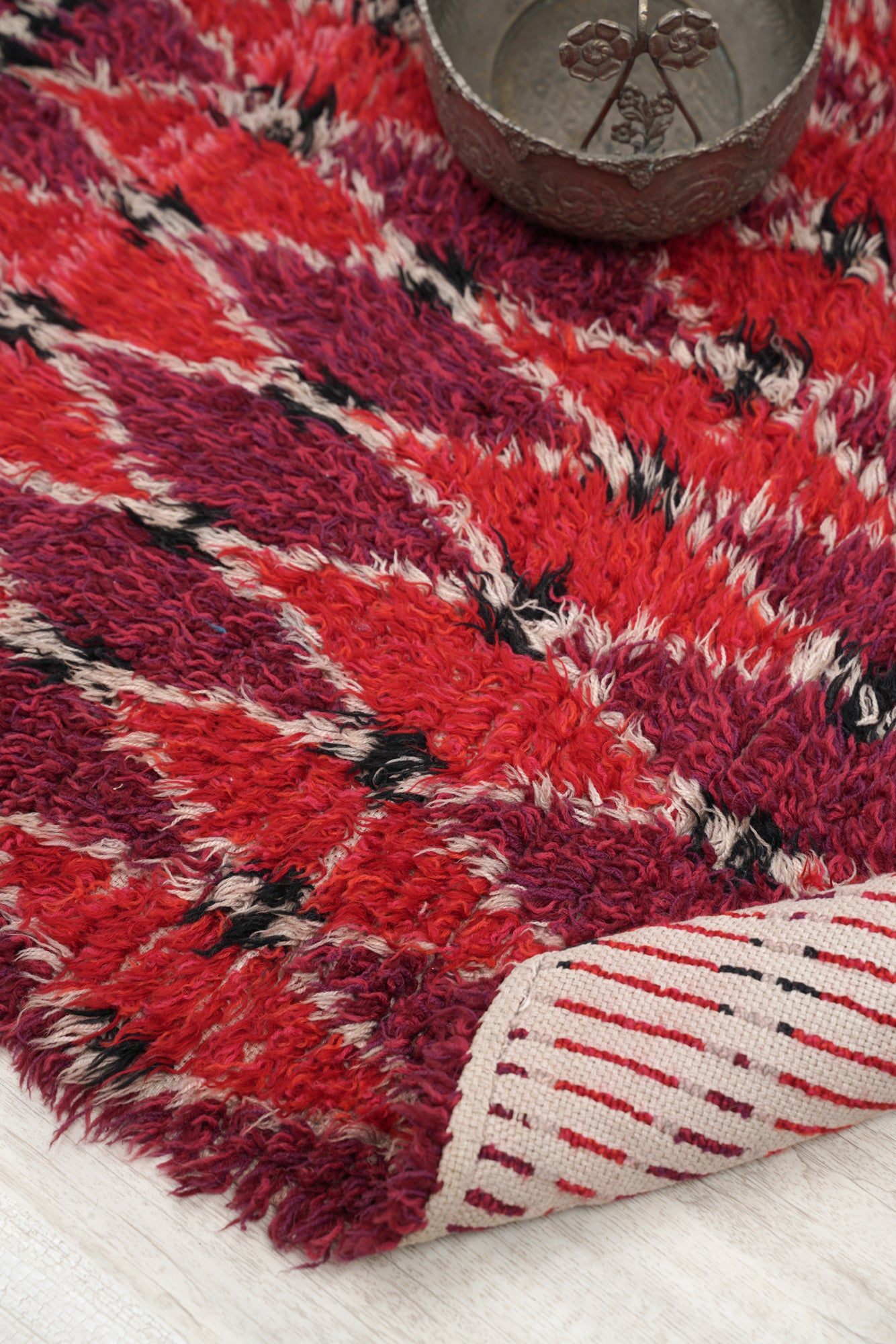 Vintage Scandinavian Rya Rug 4'5" x 3'2"