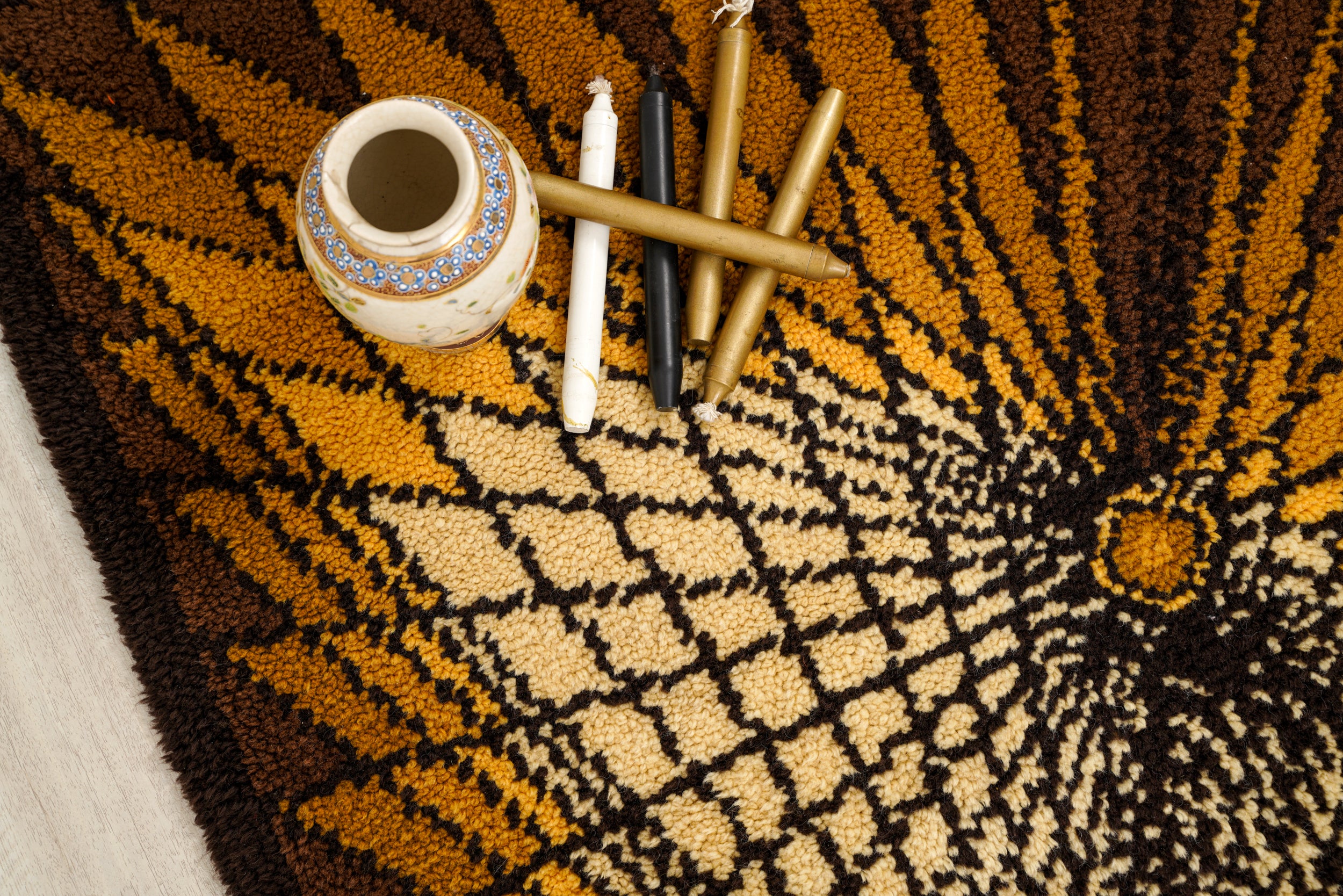 vintage scandinavian Rya rug 6' x 3'