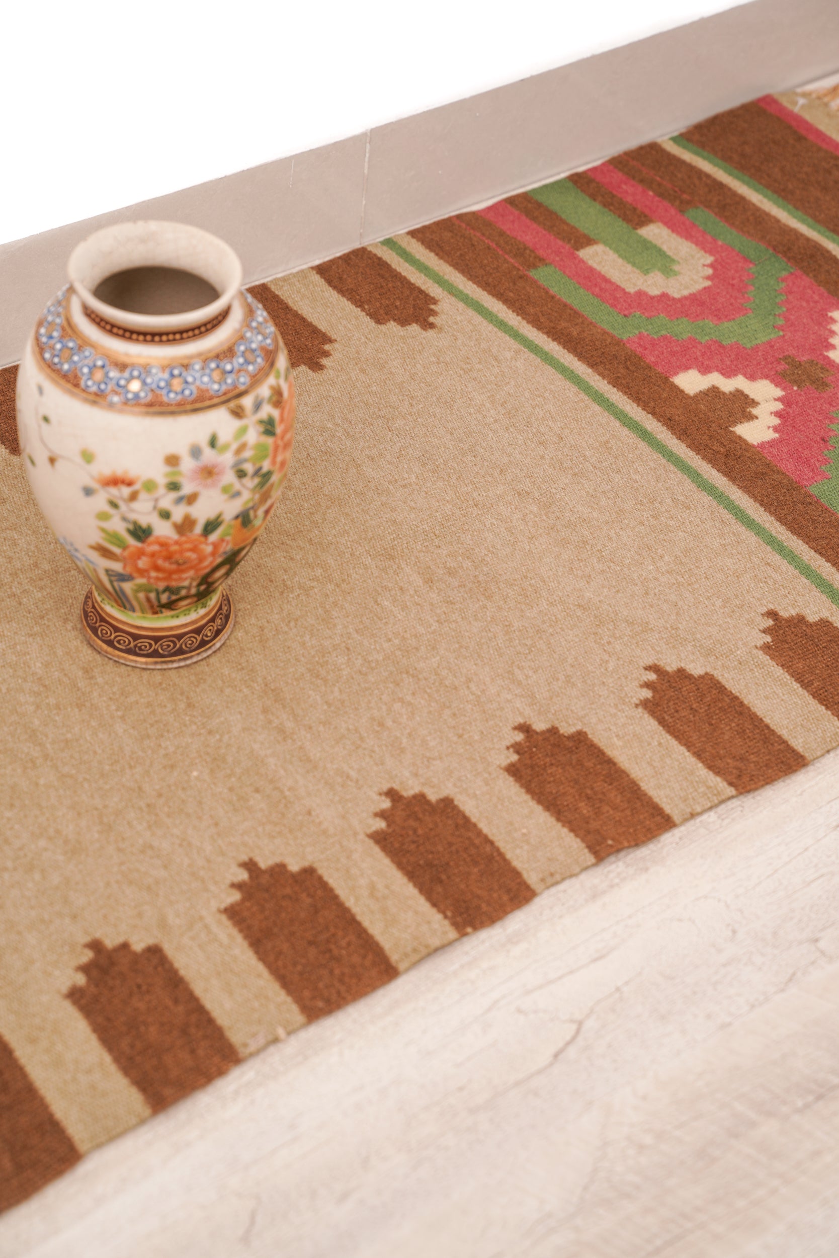 Vintage Swedish Kilim 4'9" x 1'8"