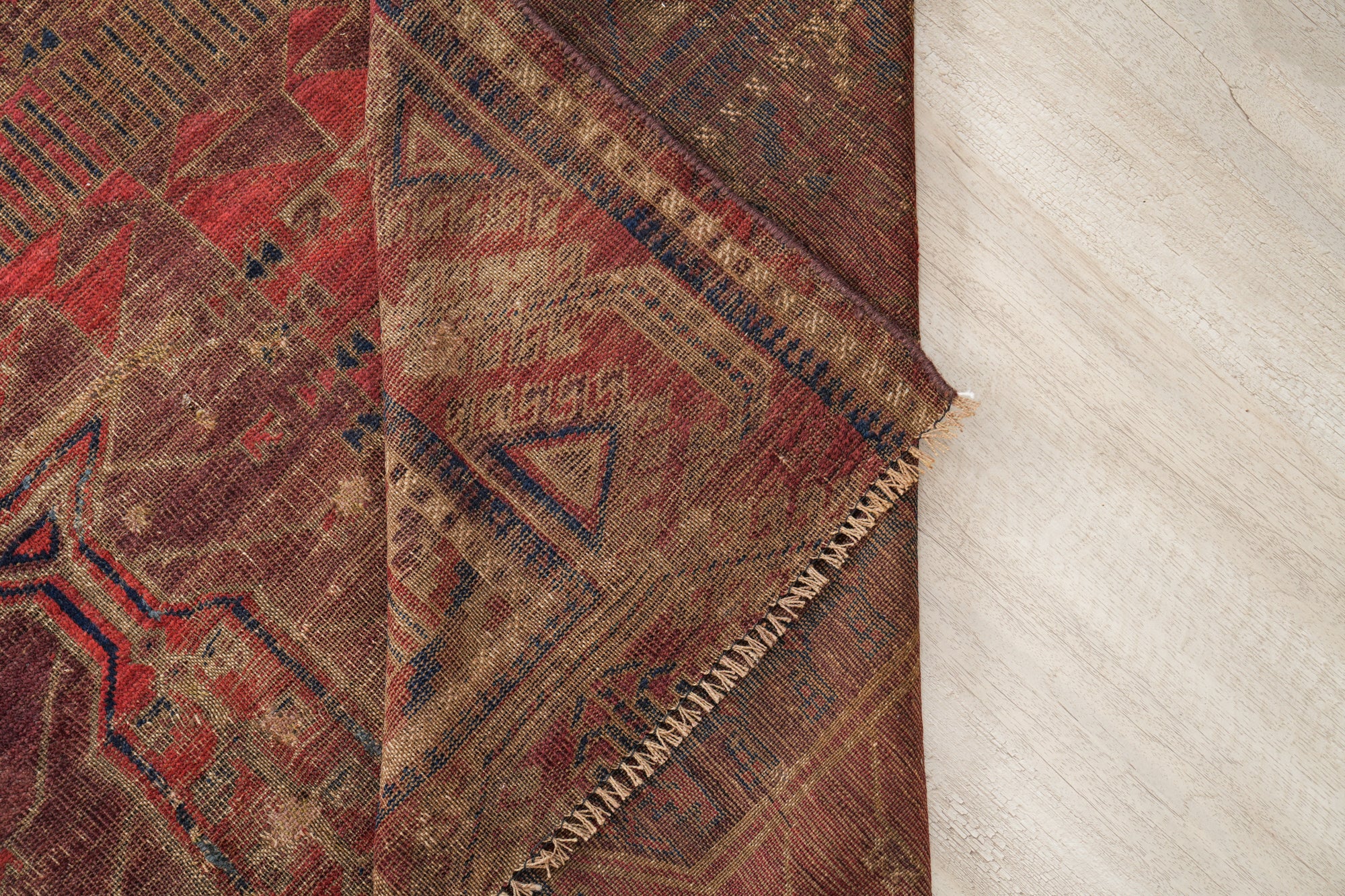Vintage & Antique Rugs