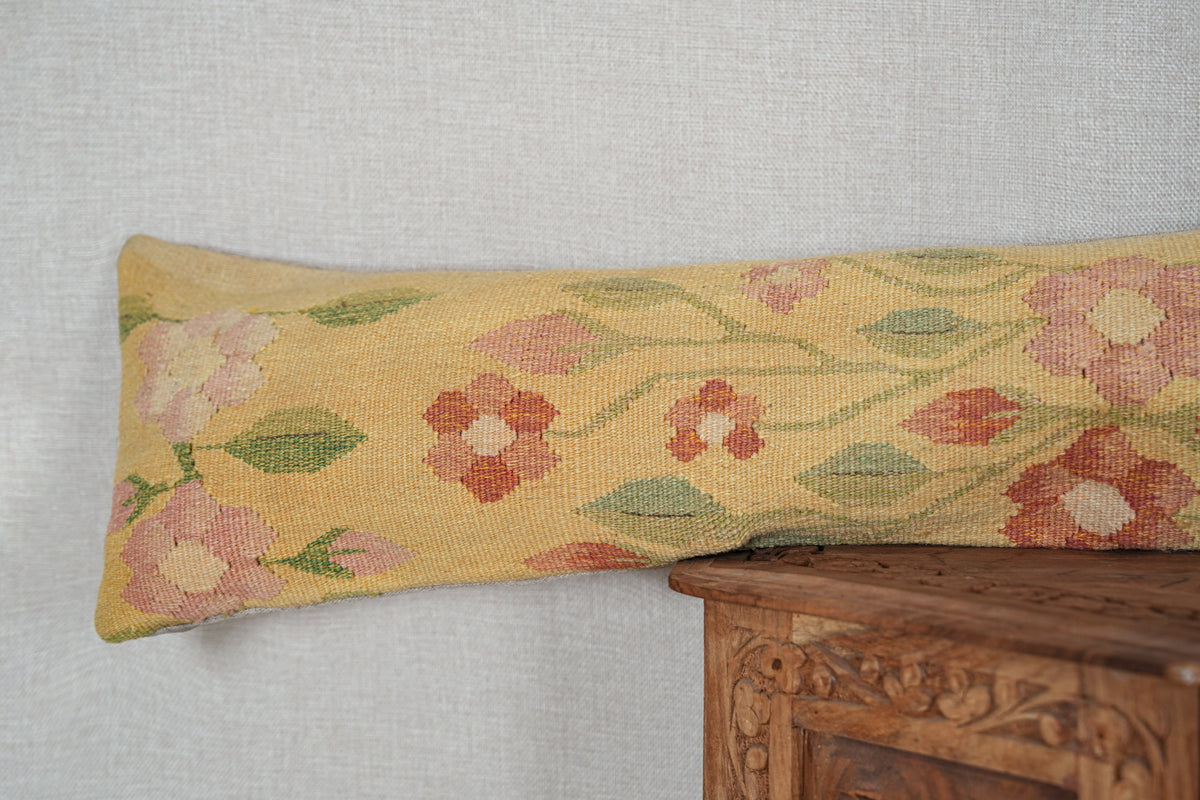 Vintage bessarabian Kilim Lumbar 4'6" x 8"