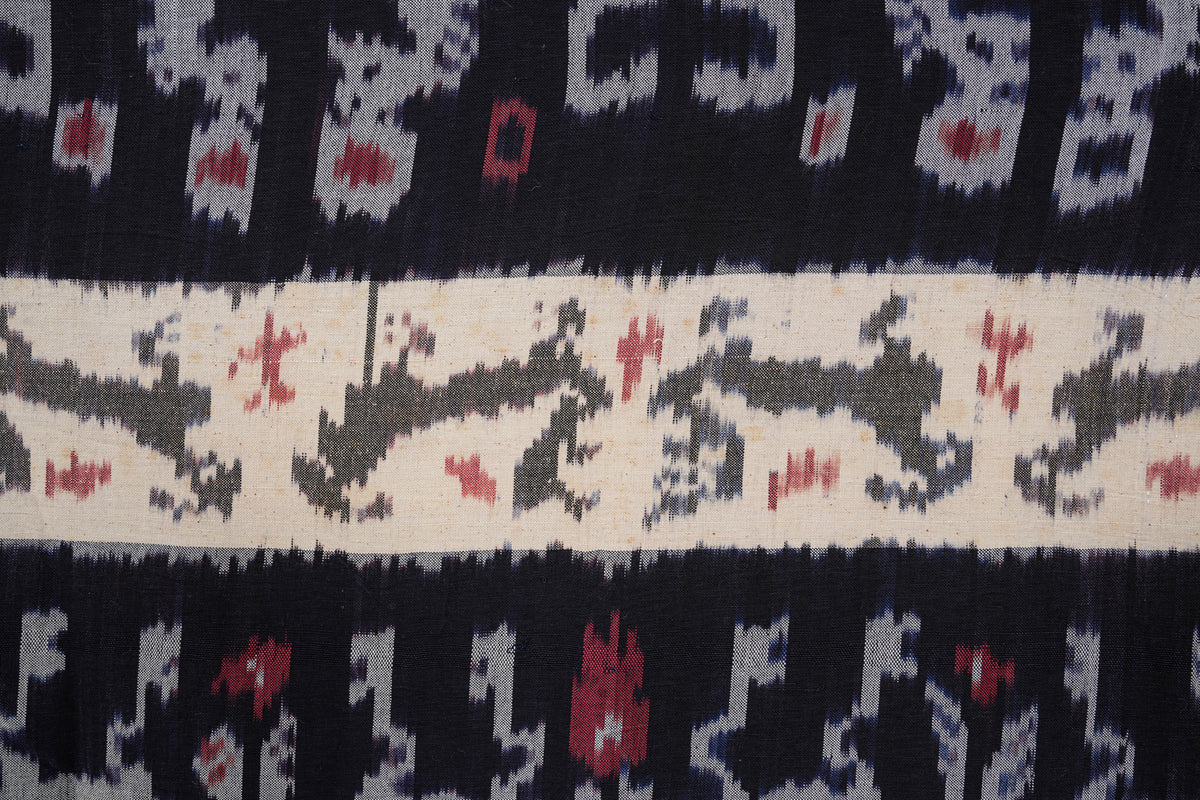 Vintage Indonesian Ikat 7'4" x 4'8"